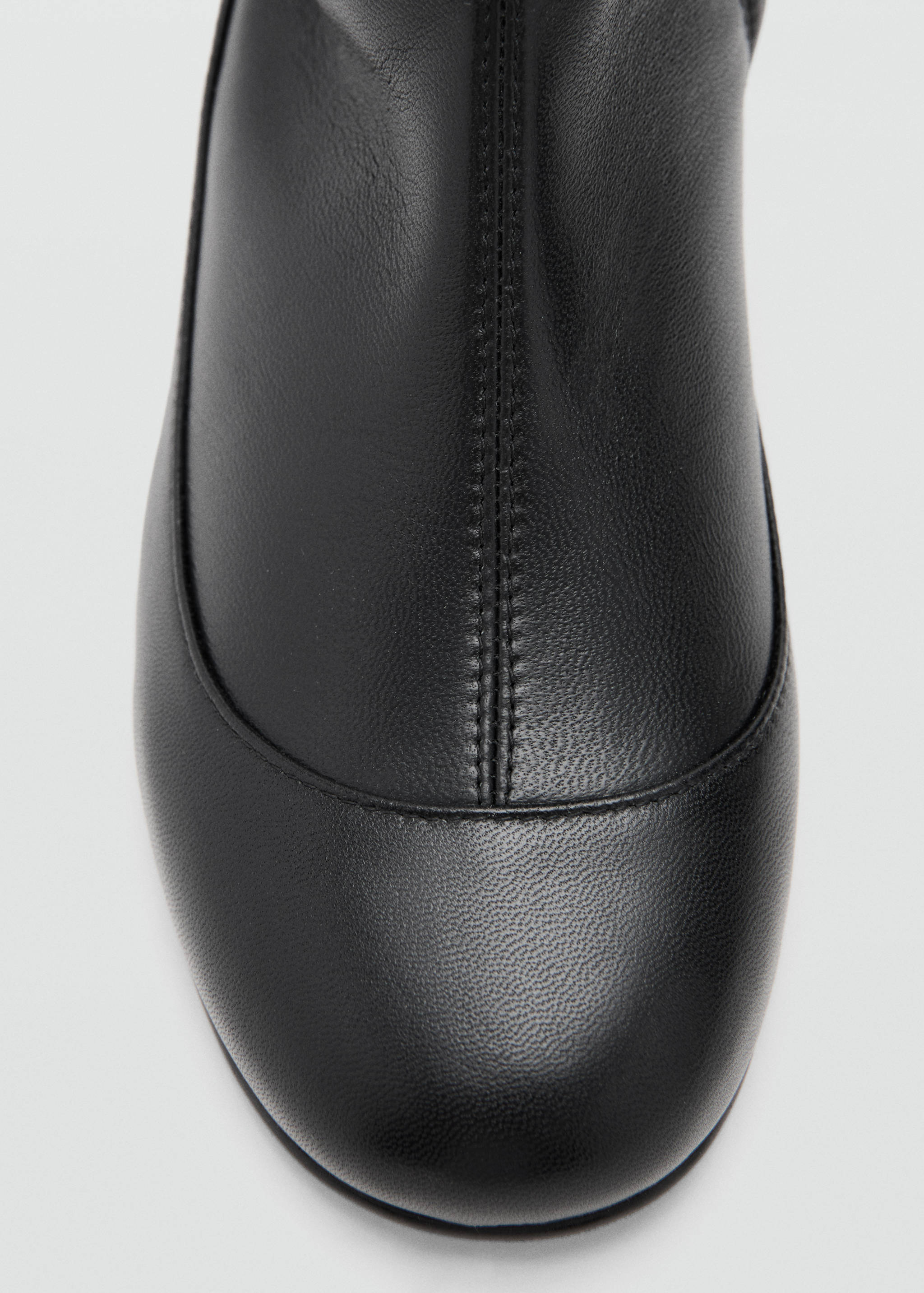Leather boots with combined design - Details of the article 2