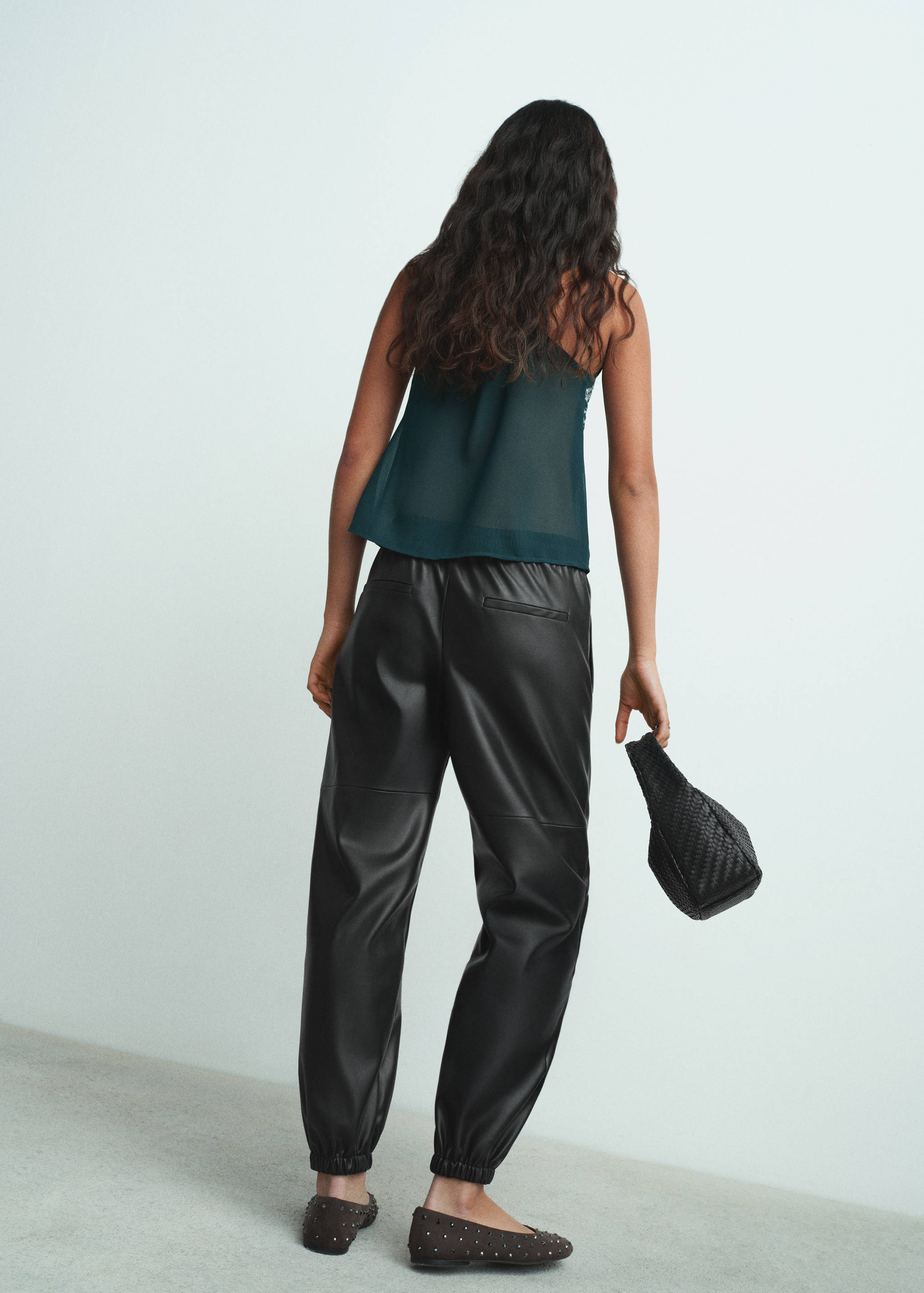 Polyester jogger pants - Details of the article 4