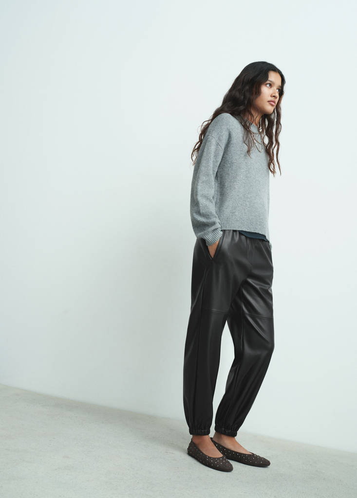 Polyester jogger pants — Black