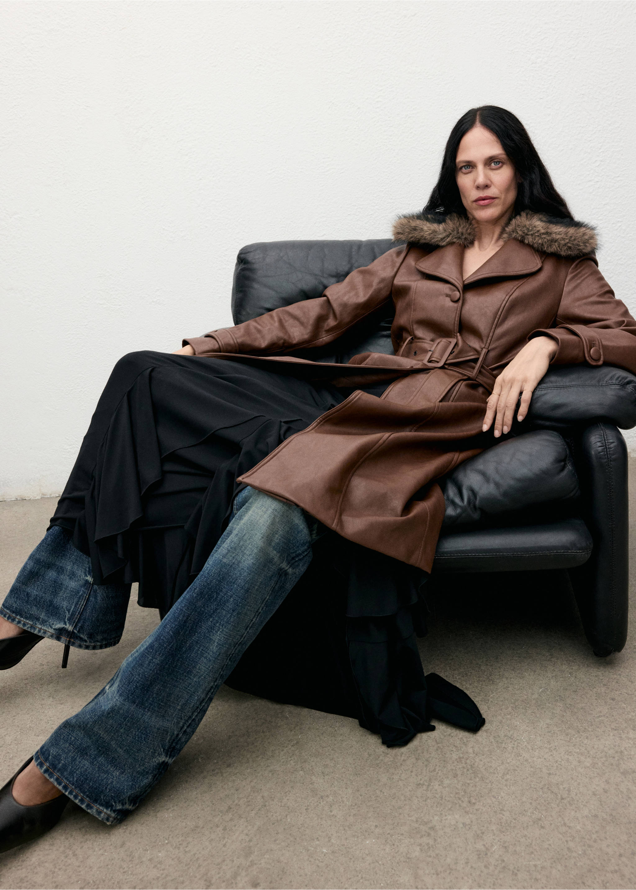 Пальто из искусственной кожи с меховым воротником - Деталь изделия 2, Коричневый средний. Ref: 17048282-00.