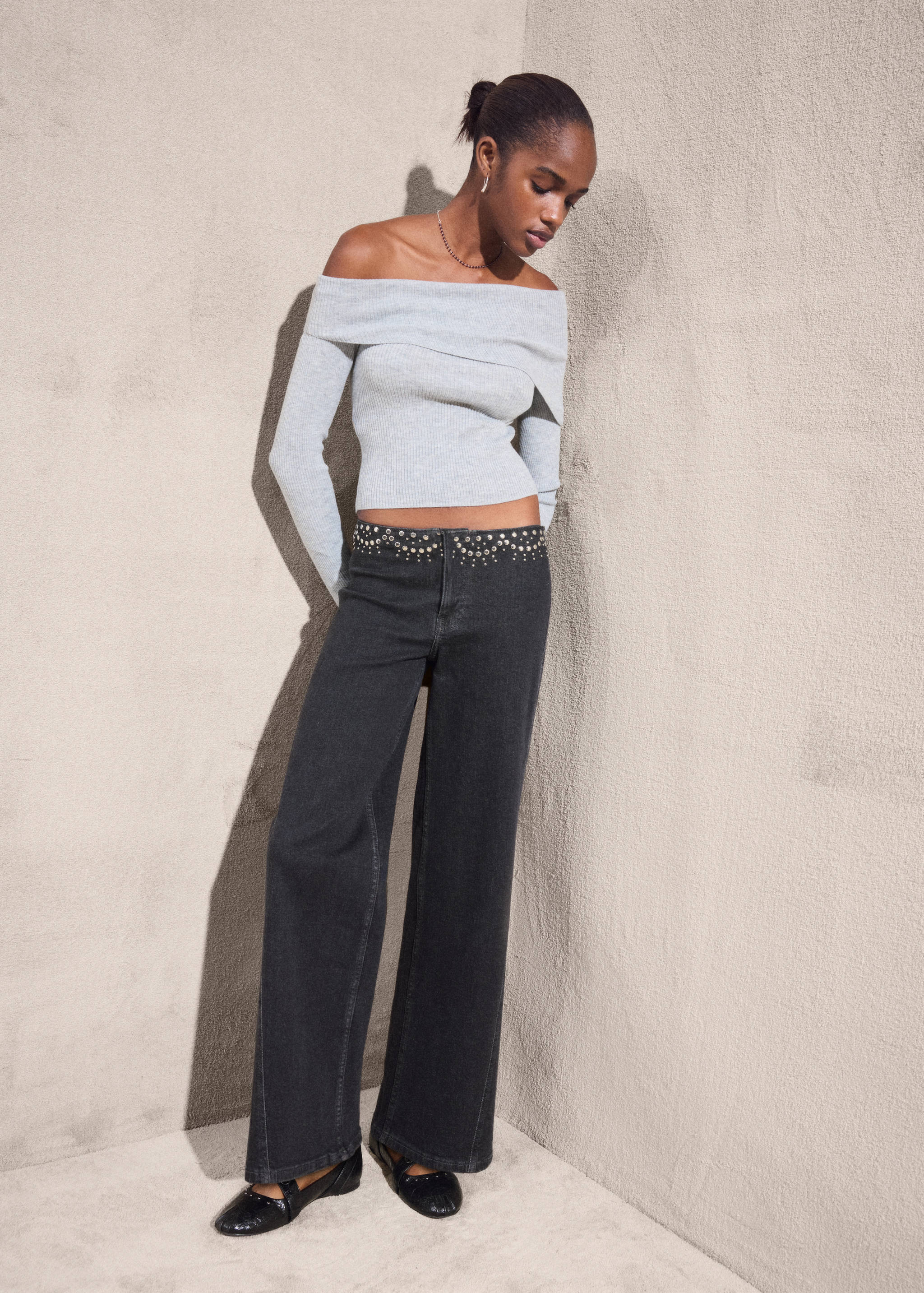 Low-waist studded jeans - Details of the article 6