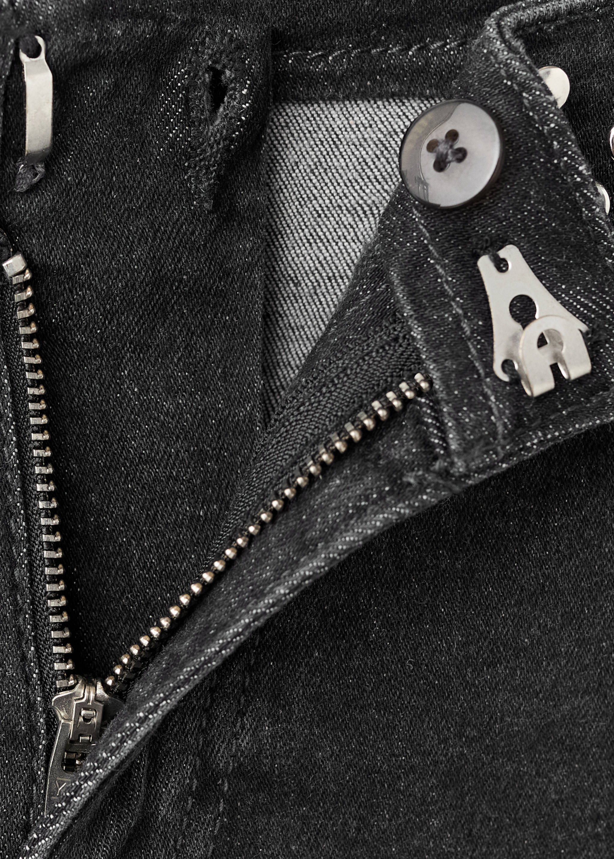 Low-waist studded jeans - Details of the article 8