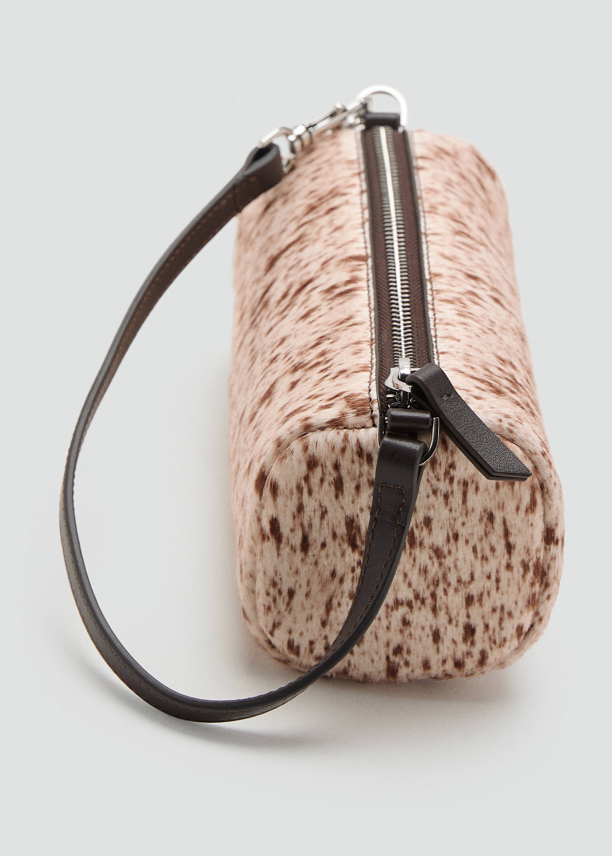 Carteira de ombro de pele e pelo - Pormenor do artigo 3