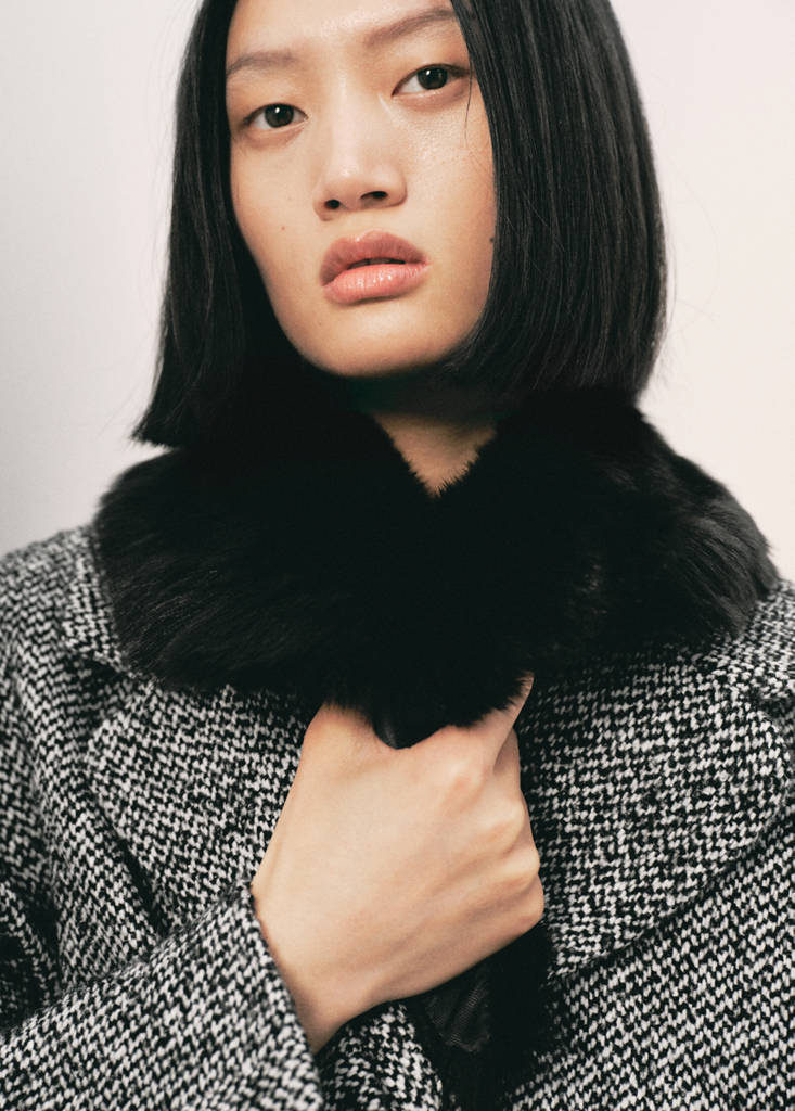 Mottled coat with fur collar — Black