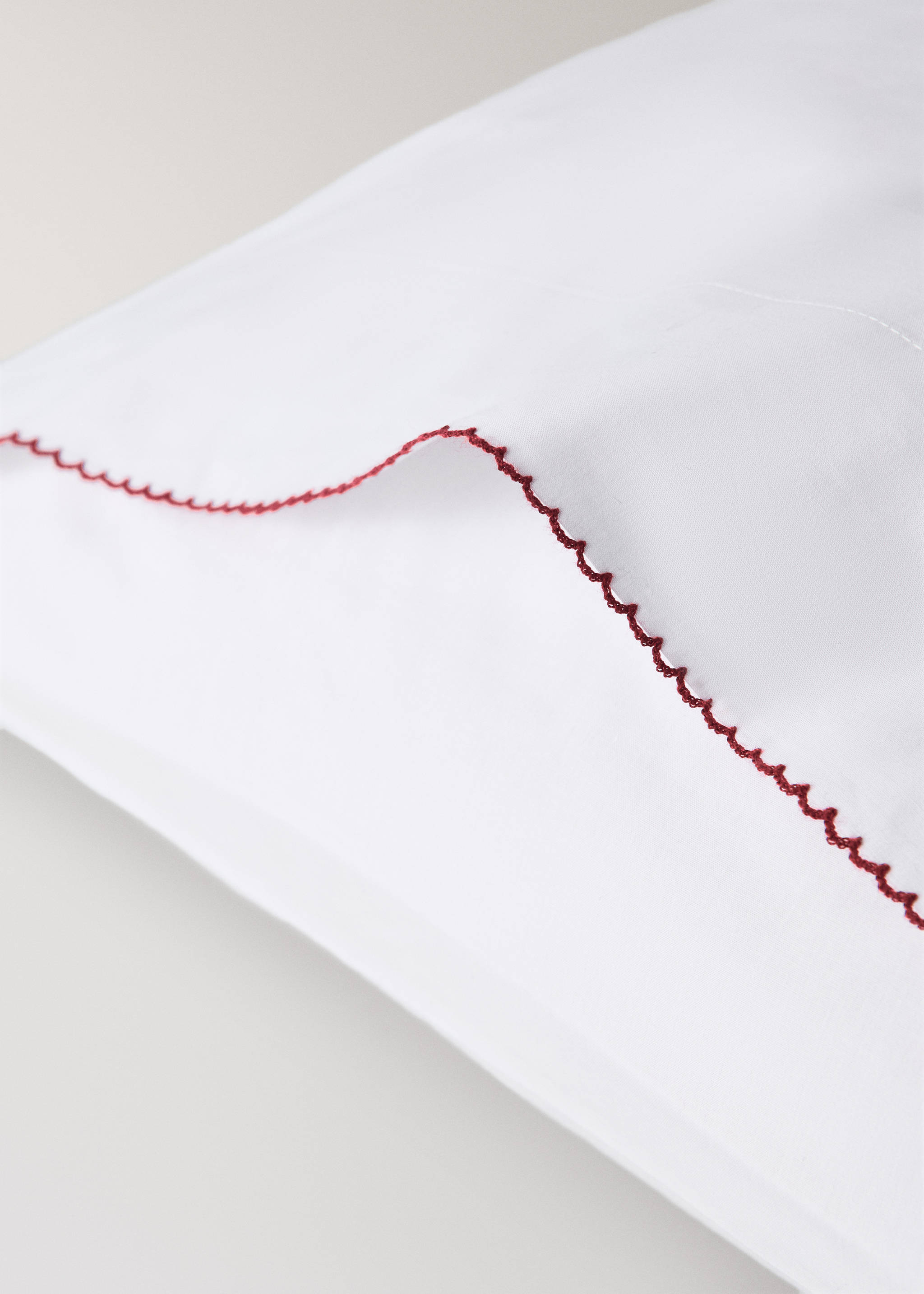 Percale cotton children's pillowcase with contrasting picot detail 30x50cm - Details of the article 2
