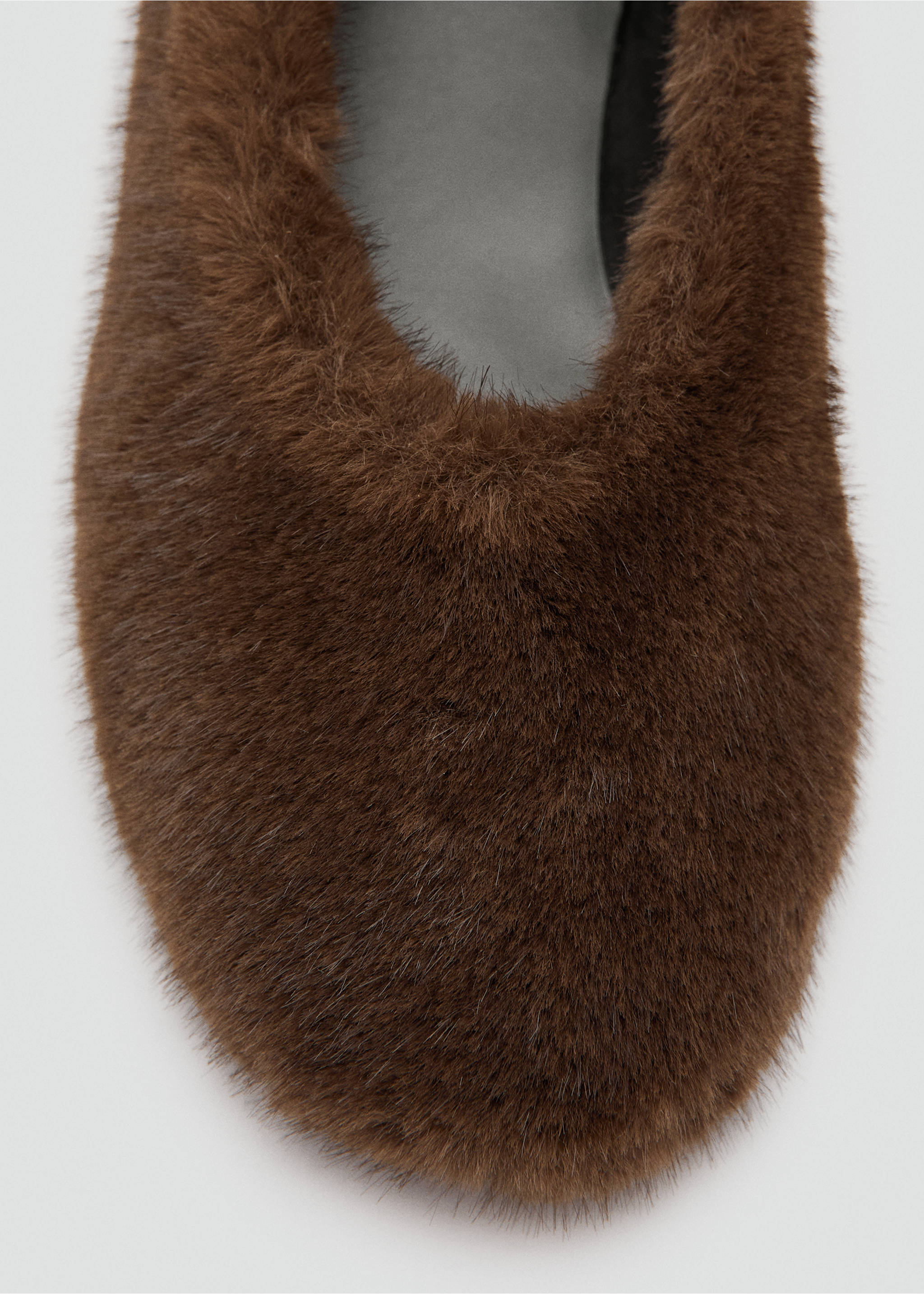 Fur-effect flat shoes - Details of the article 2, Brown. Ref: 17048639-00.