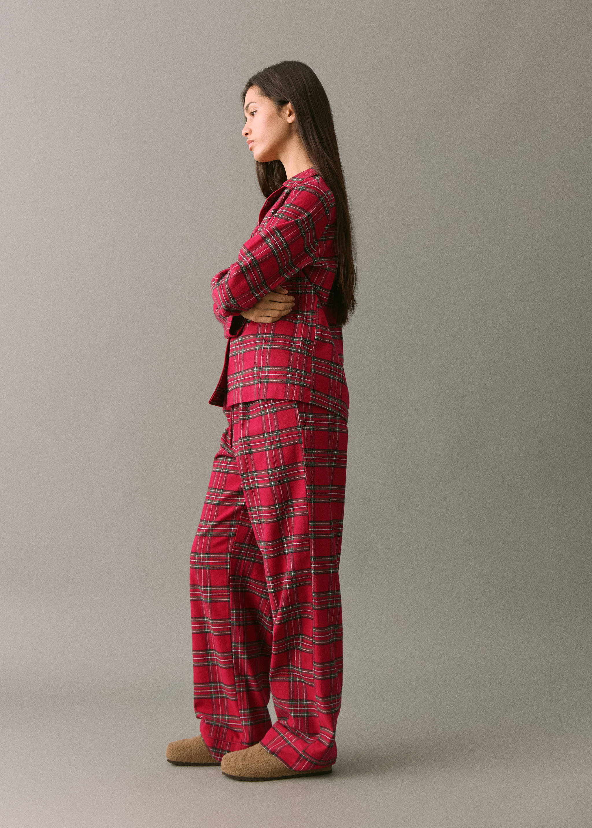 Checked cotton pyjamas - Details of the article 2