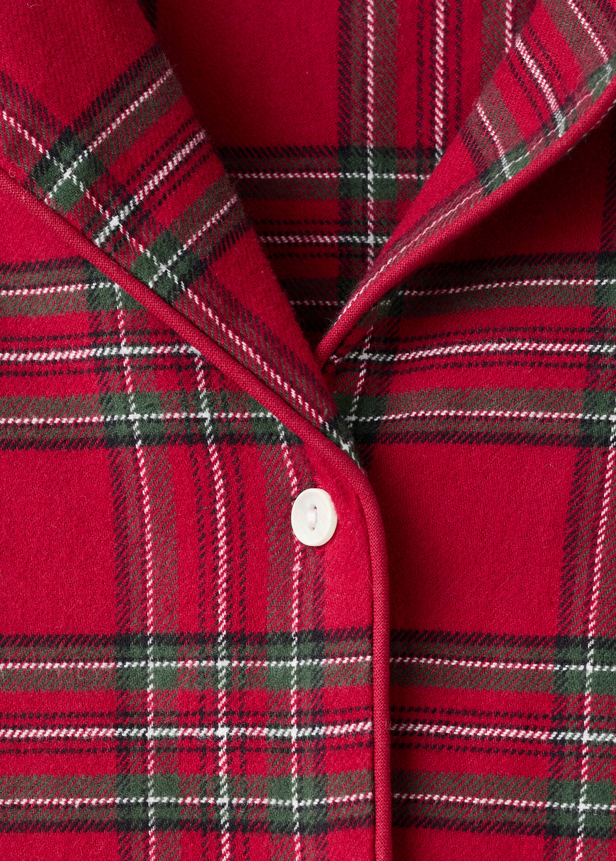 Checked cotton pyjamas - Details of the article 0