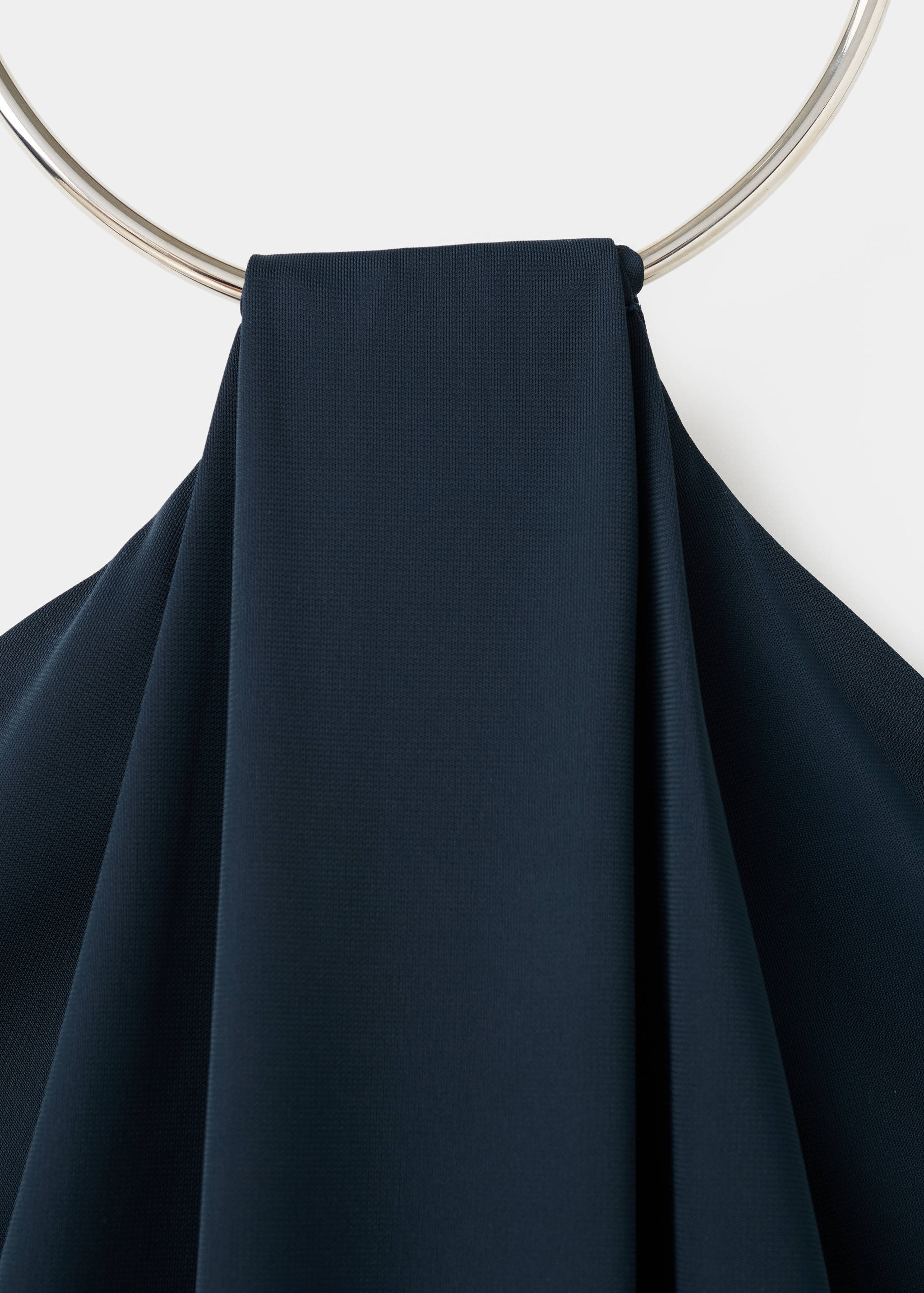 Fine-knit dress with choker collar - Details of the article 0