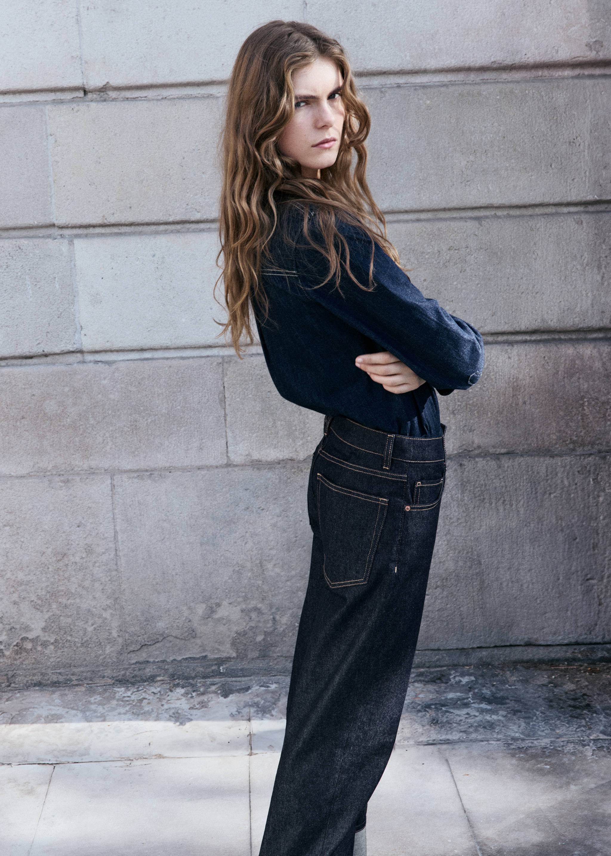 Turned-up straight jeans - Details of the article 1