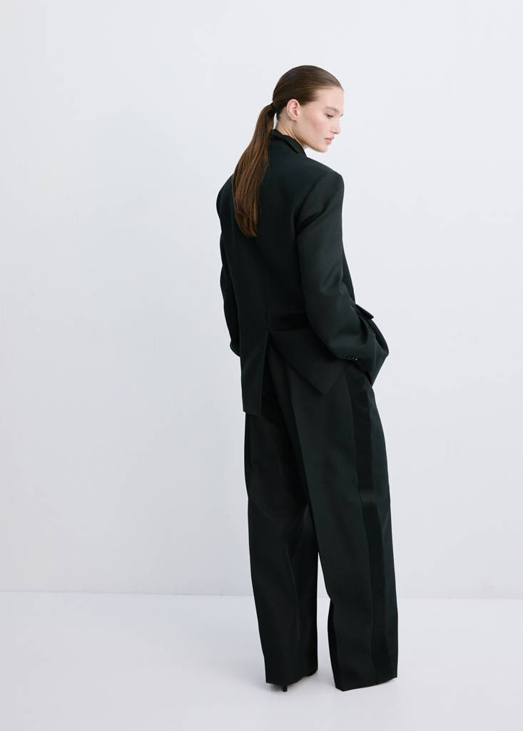 Wool-blend suit trousers — Black