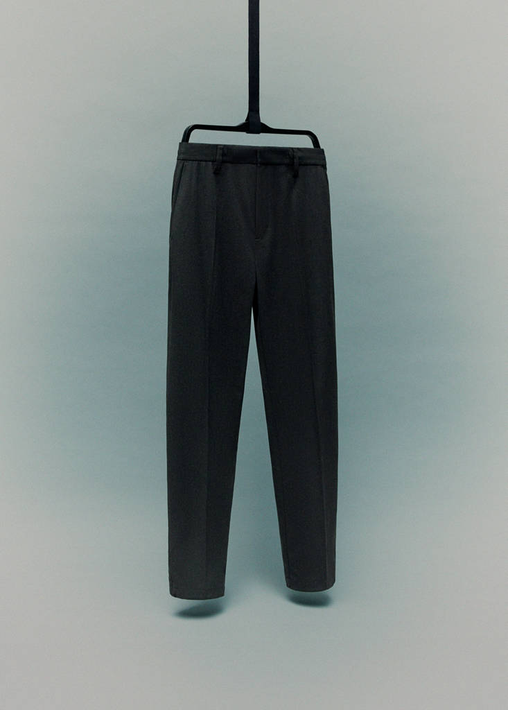 Slim-fit Thermolite® flannel trousers — Dark Heather Grey