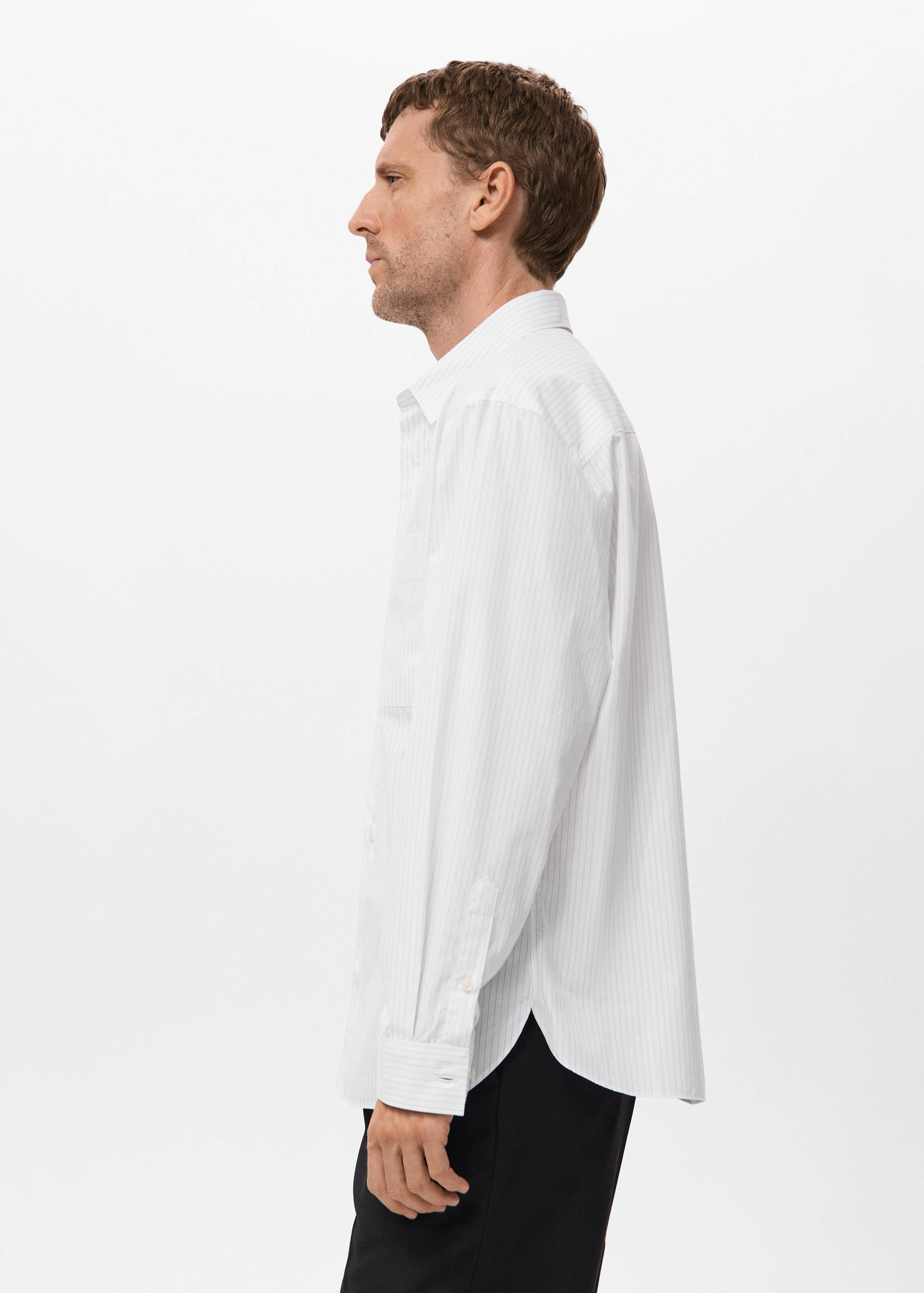 100% cotton striped relaxed-fit shirt - Details of the article 2