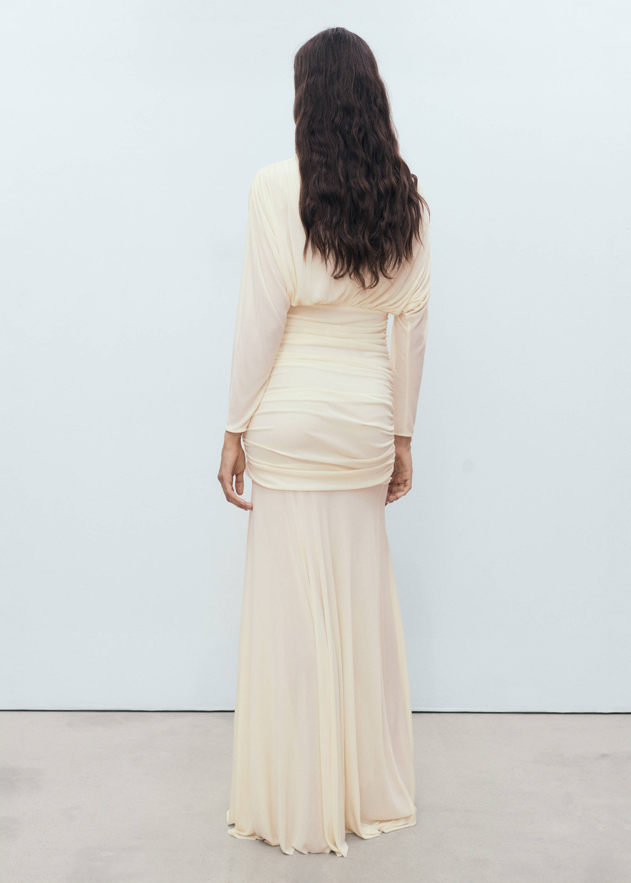 Long draped dress - Reverse of the article