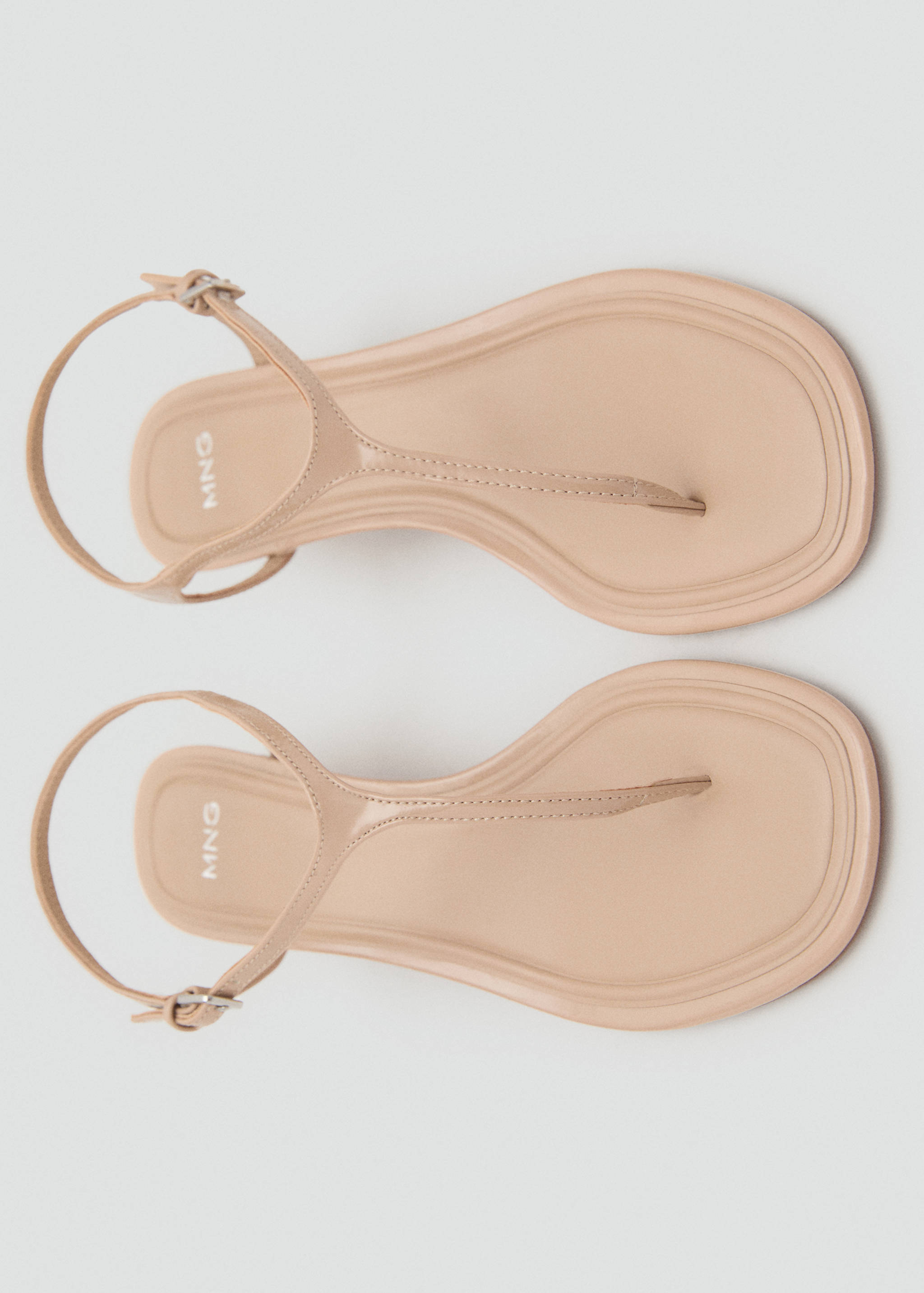 Kitten heel sandals with straps - Details of the article 2