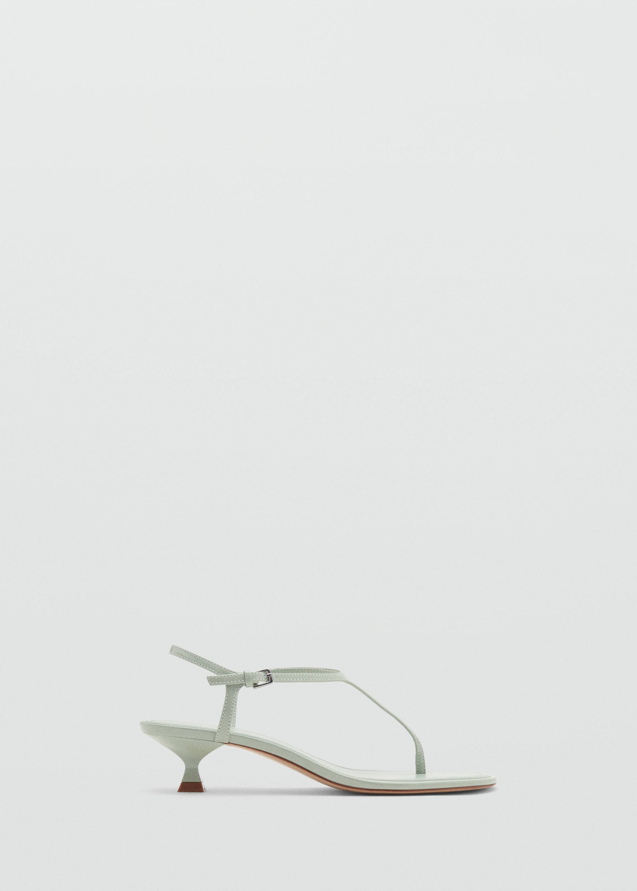 Kitten heel sandals with straps - Article without model