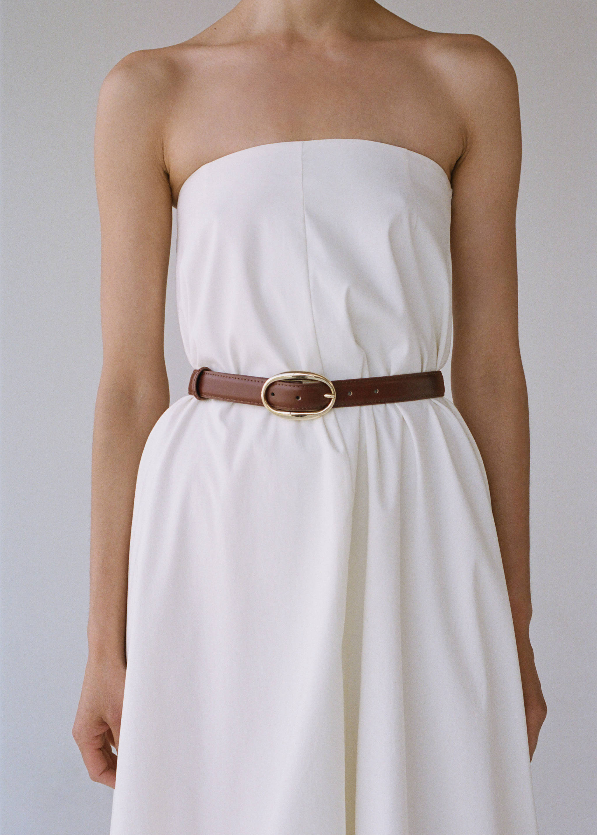 Oval buckle belt - General plane