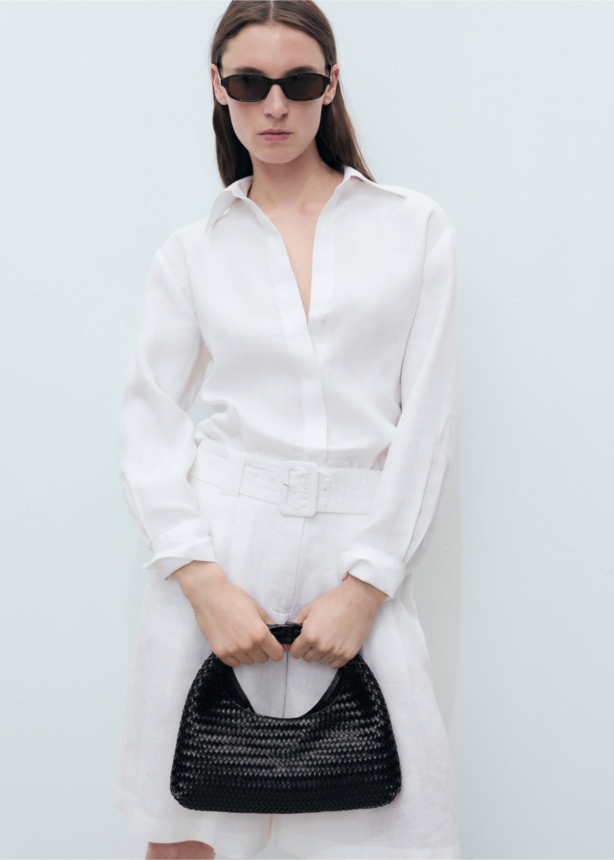 Chemise lin oversize - Plan moyen, Blanc. Ref: 17051145-00.