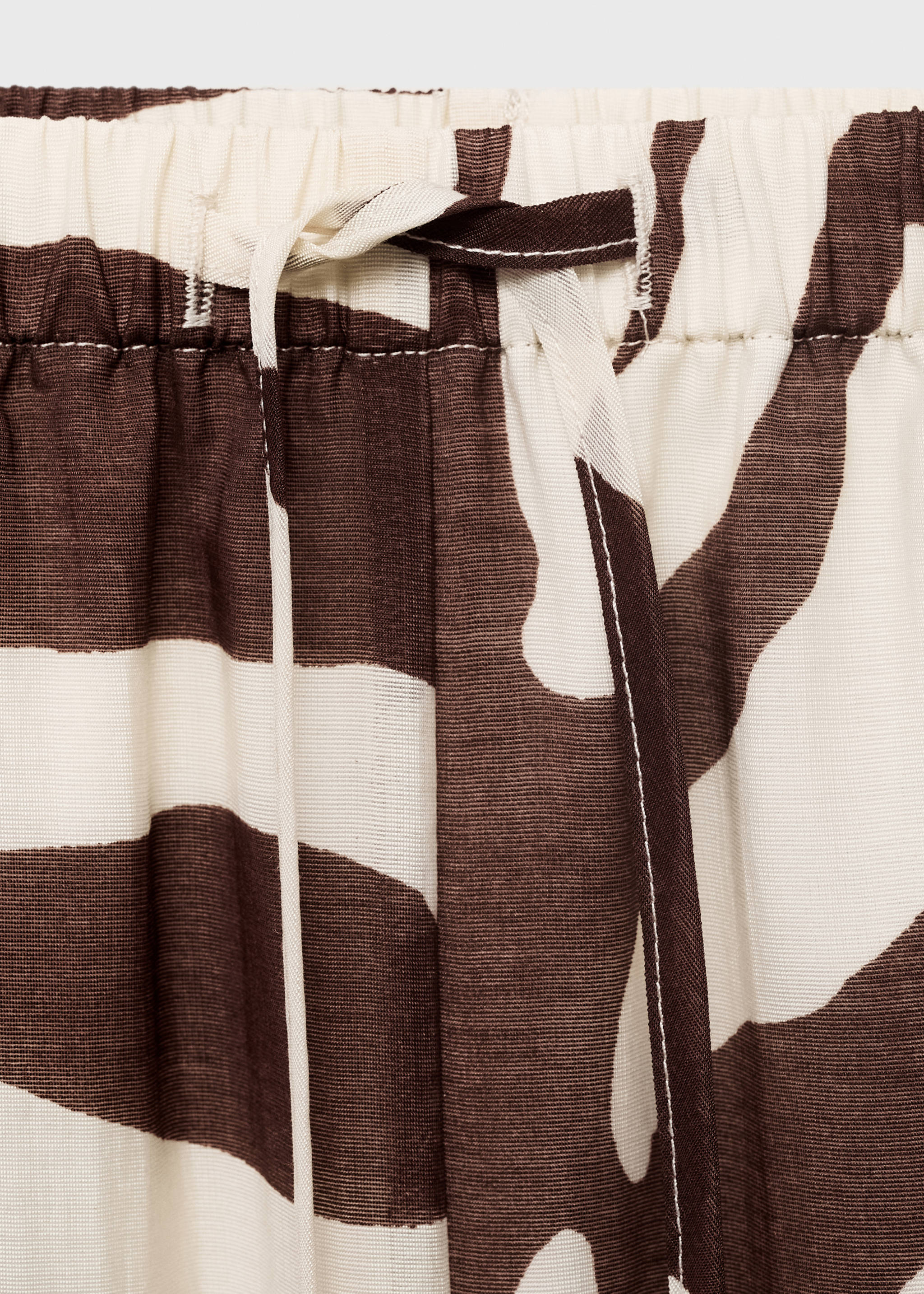 Pantalón fluido estampado cebra - Detalle del artículo 7