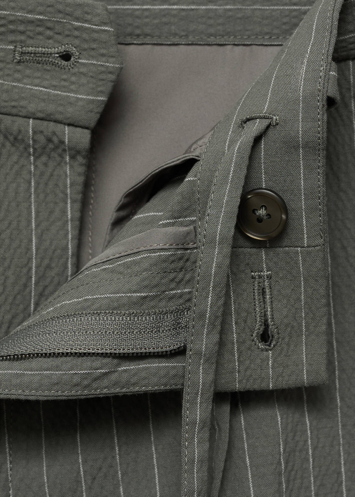 Slim-fit chino cotton bermuda shorts — Grey