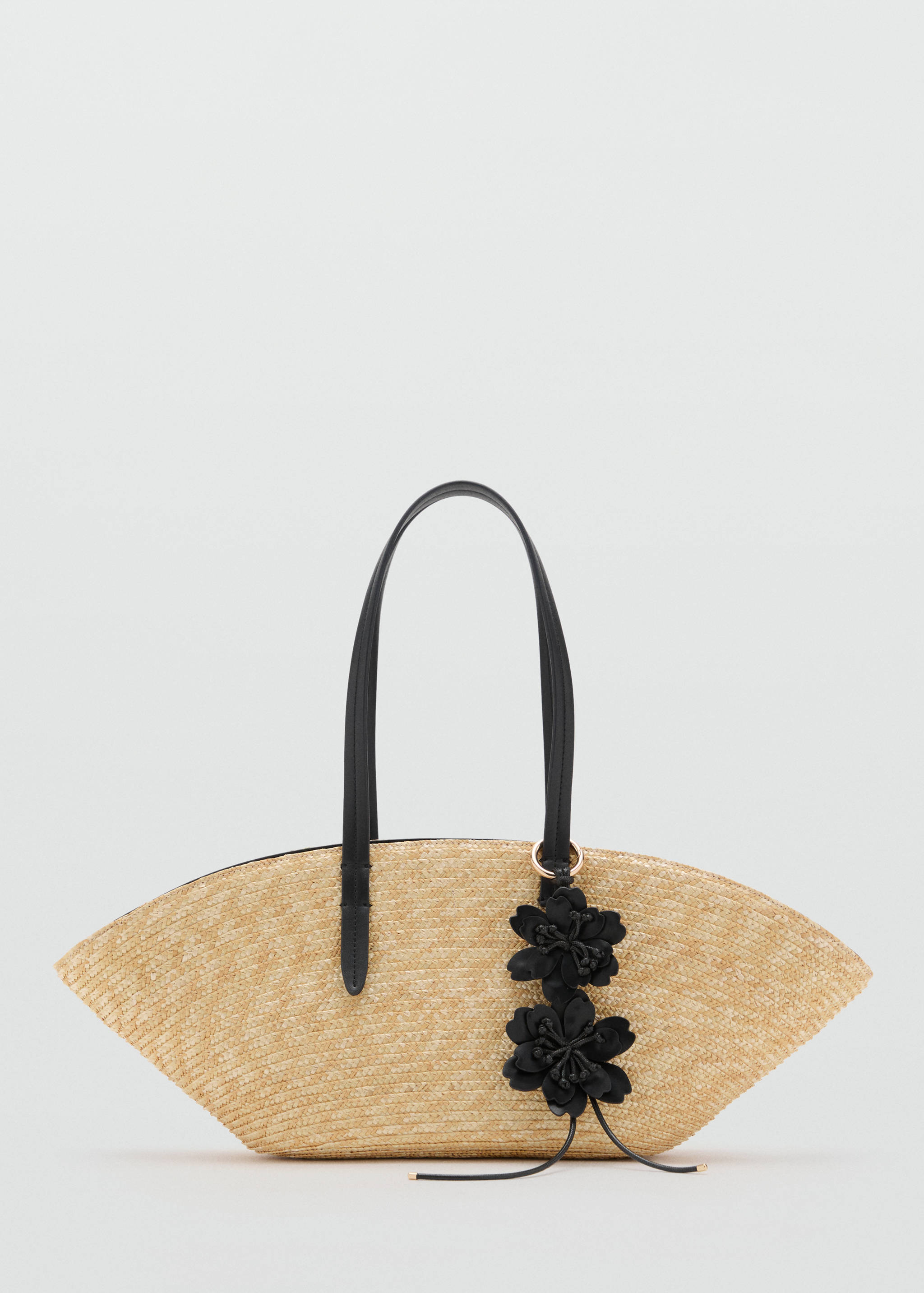 Natural fiber basket with flower charm - Article without model
