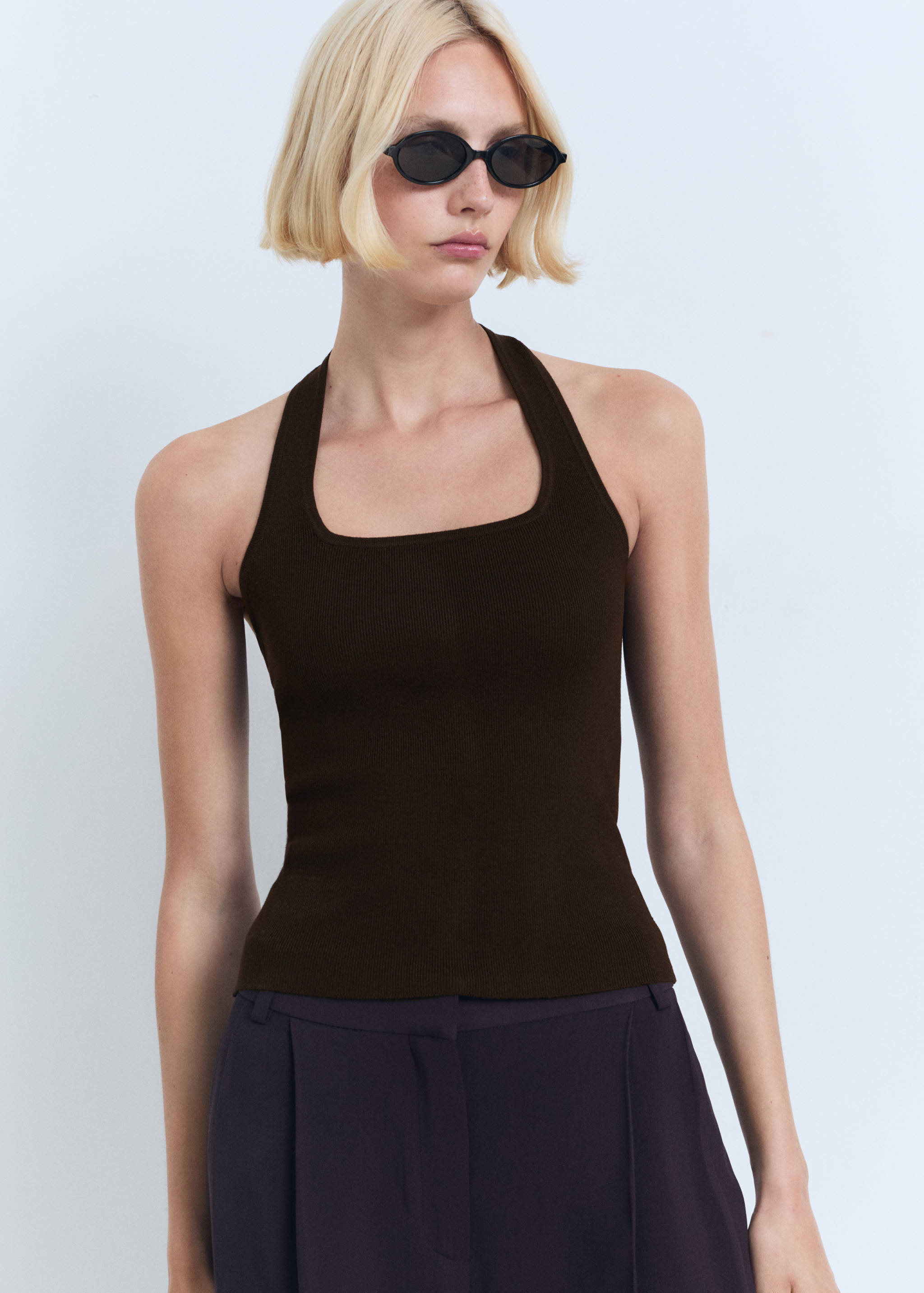 Knit halter top - Medium plane