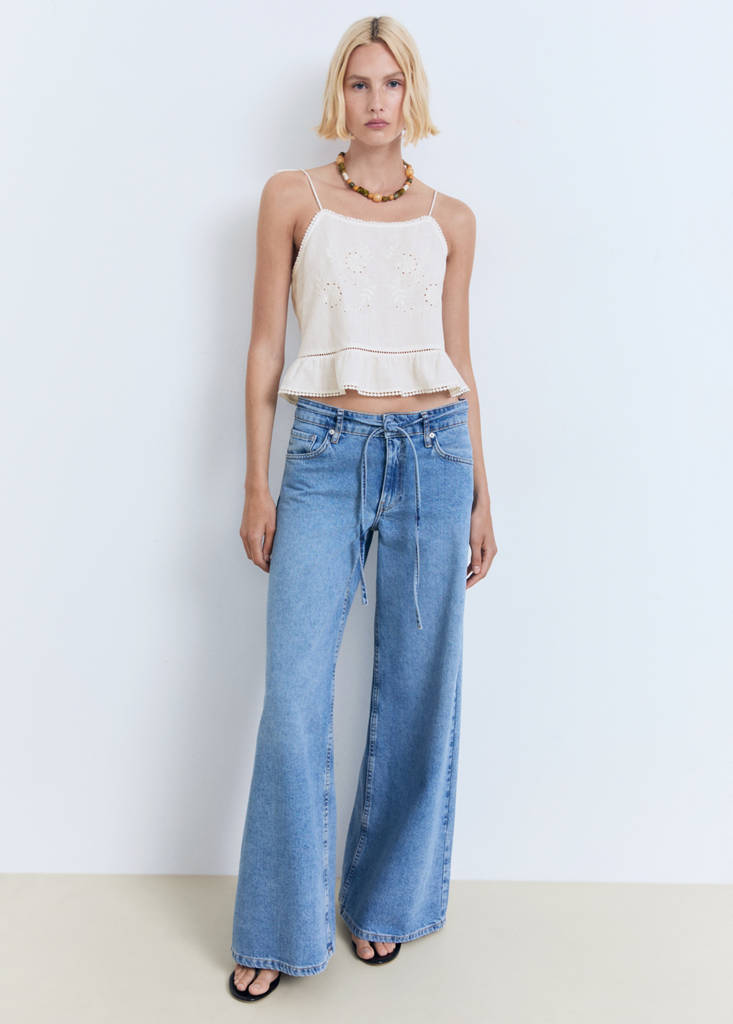 Lace embroidered top — Off White