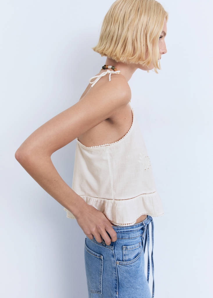 Lace embroidered top — Off White