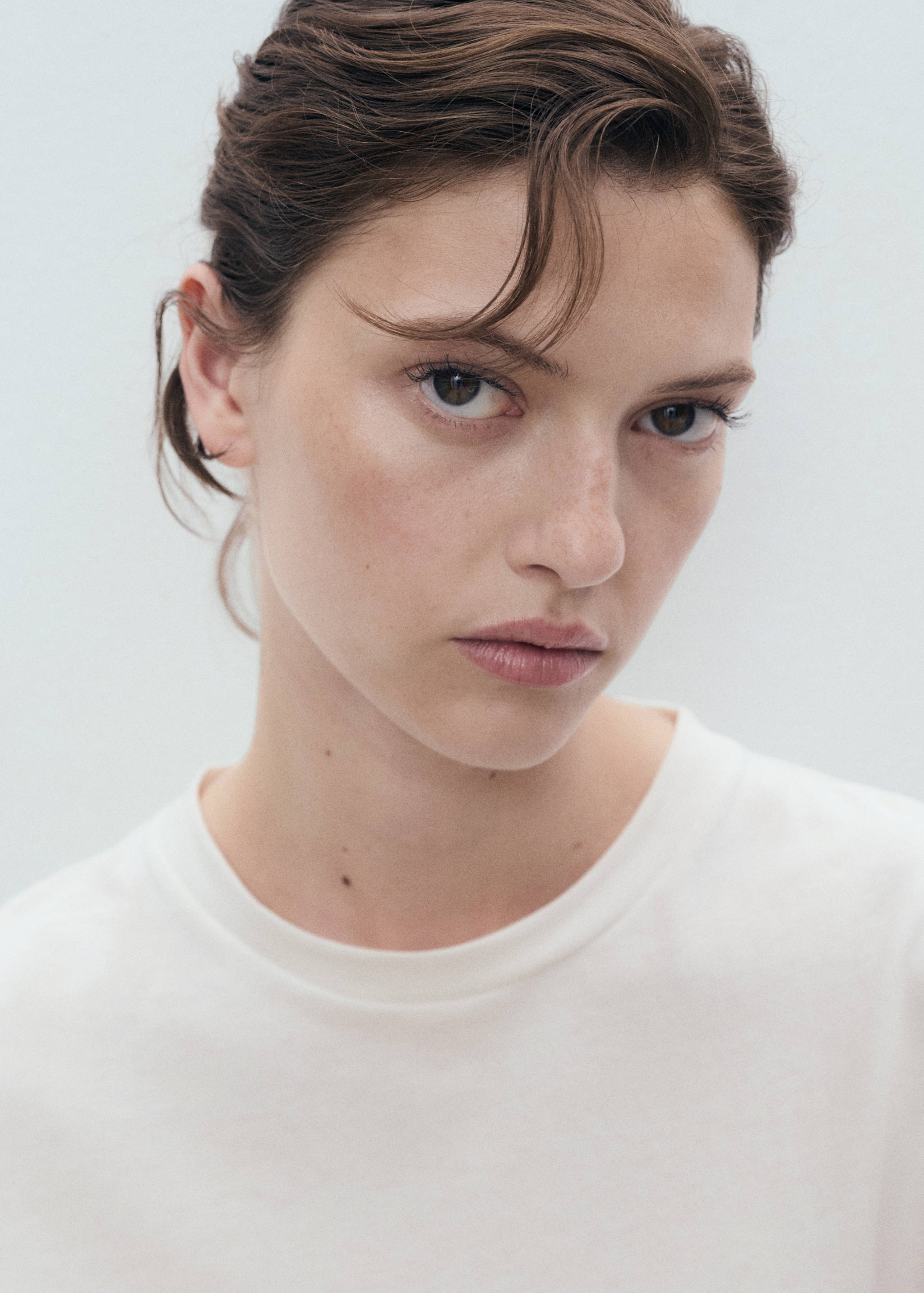 İşlemeli volanlı tişört - Ürün detayı 1