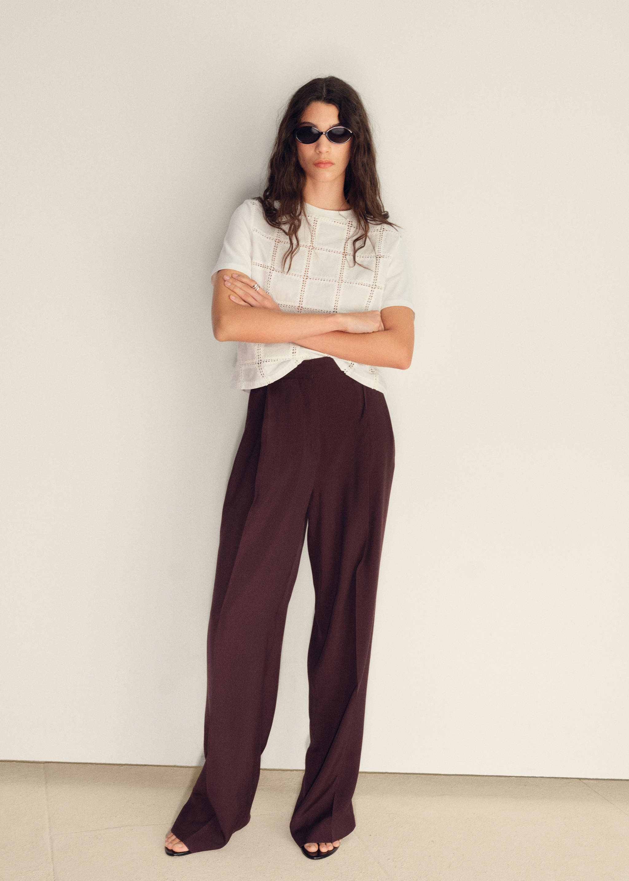 Embroidered detail T-shirt - General plane