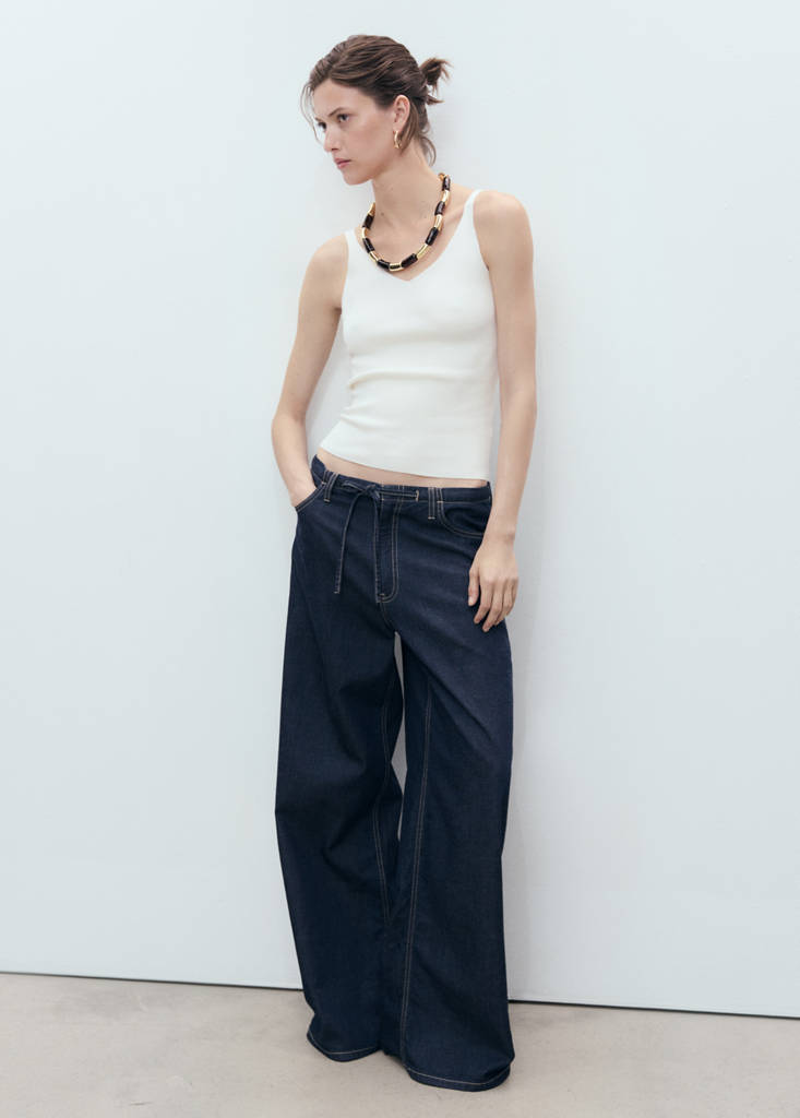 V-neck knitted top — Ecru