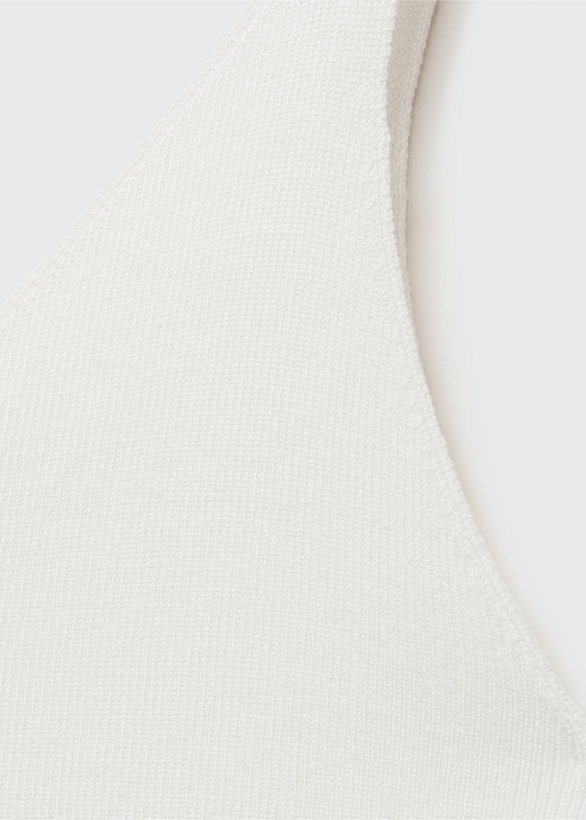 V-neck knitted top - Details of the article 8, Ecru. Ref: 17051217-00.