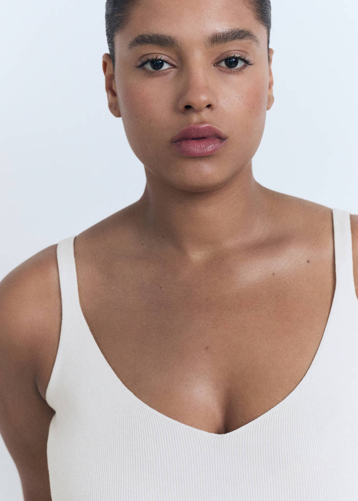 V-neck knitted top — Ecru