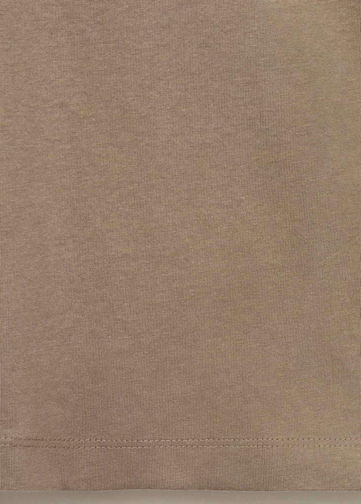 V-neck T-shirt — Brown