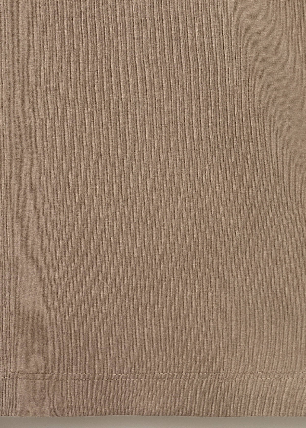 V-neck T-shirt — Brown