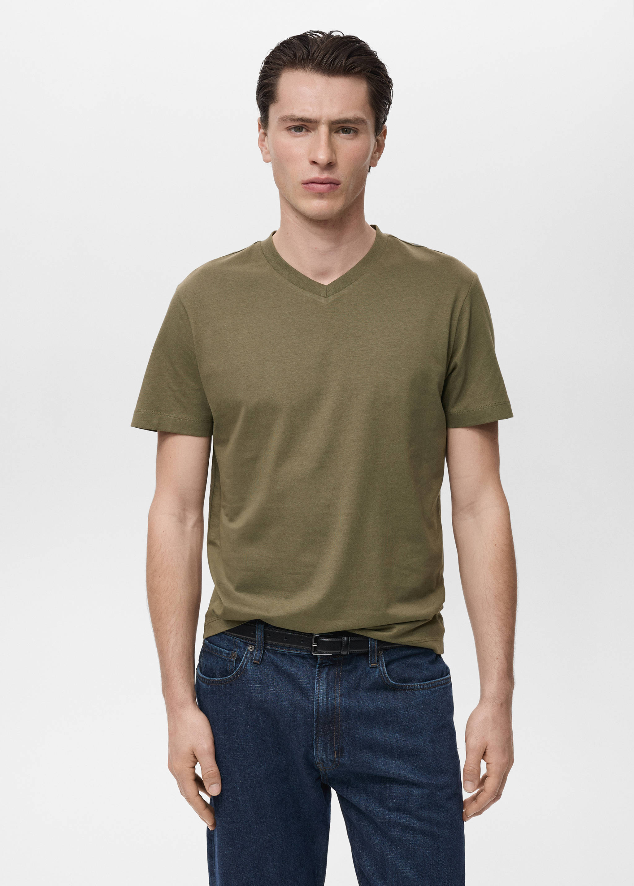 V-neck T-shirt - Medium plane