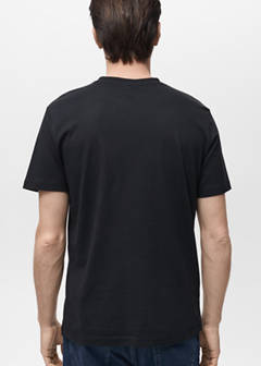 V-neck T-shirt — Black 3