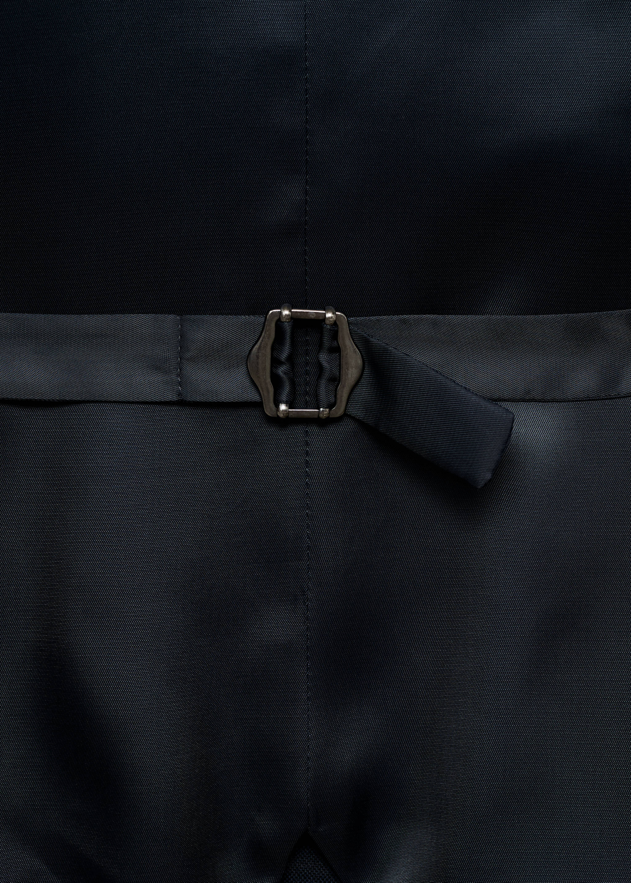 Slim-fit suit vest - Details of the article 0