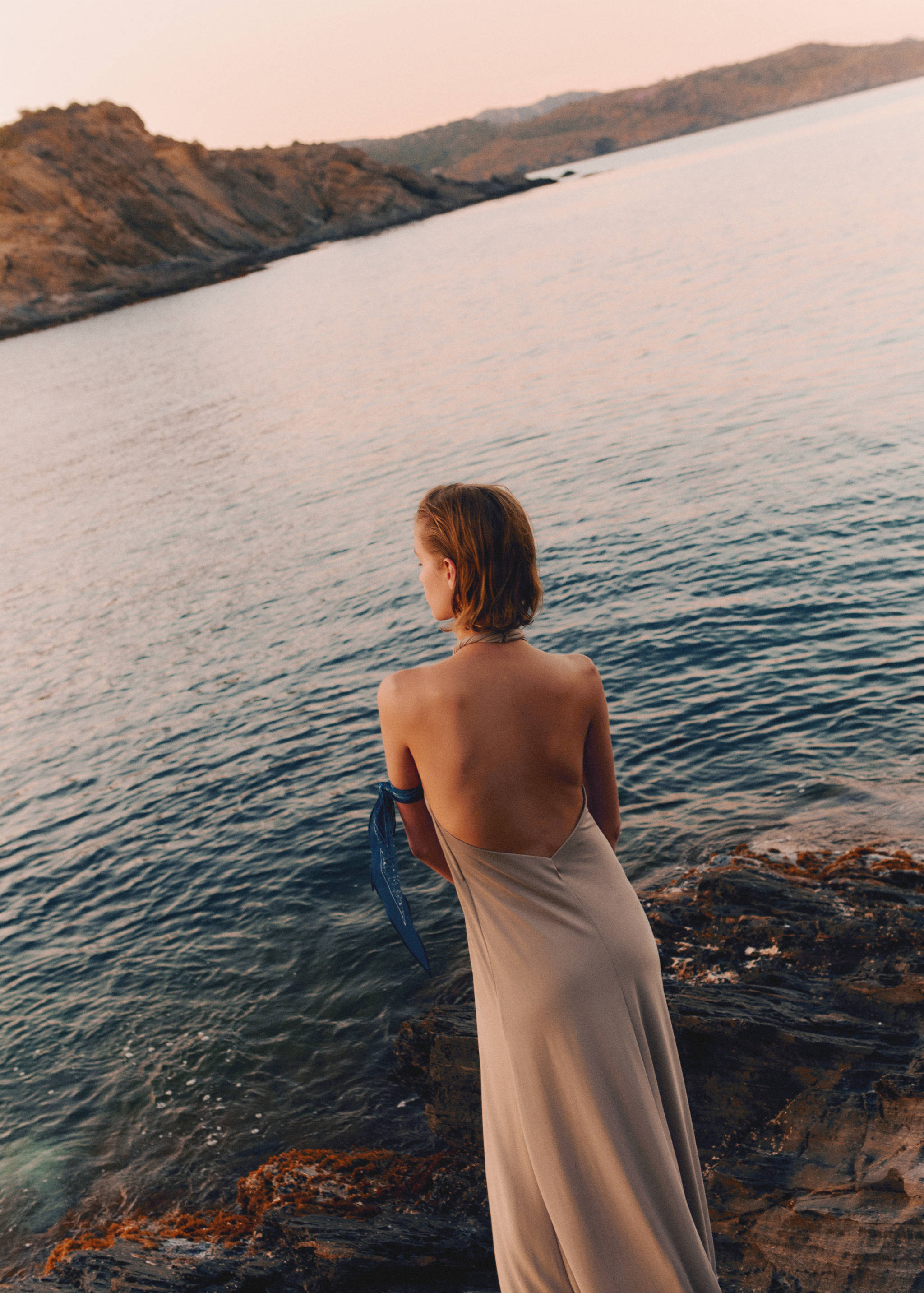 Long halter wrap dress - Details of the article 2