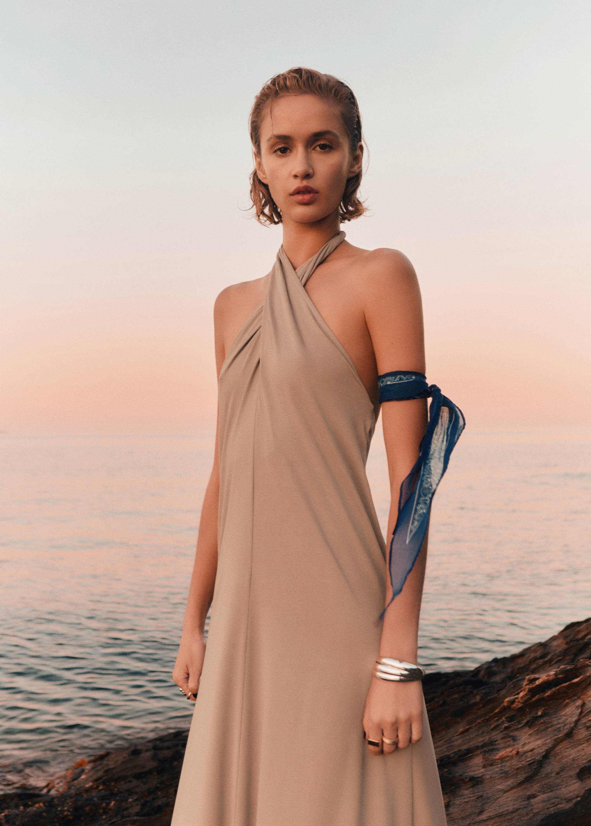 Long halter wrap dress - Medium plane