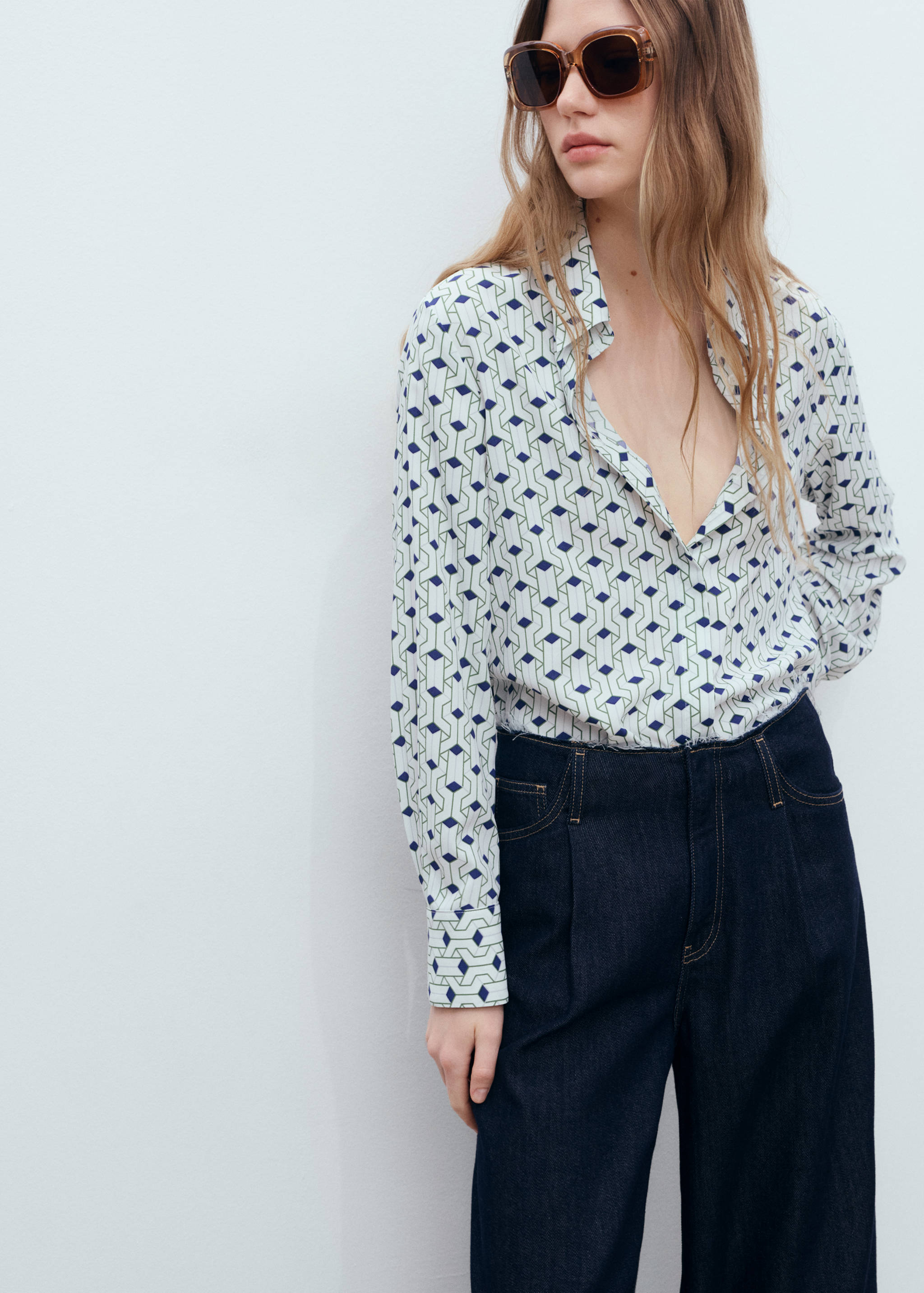 Geometric print shirt - Medium plane