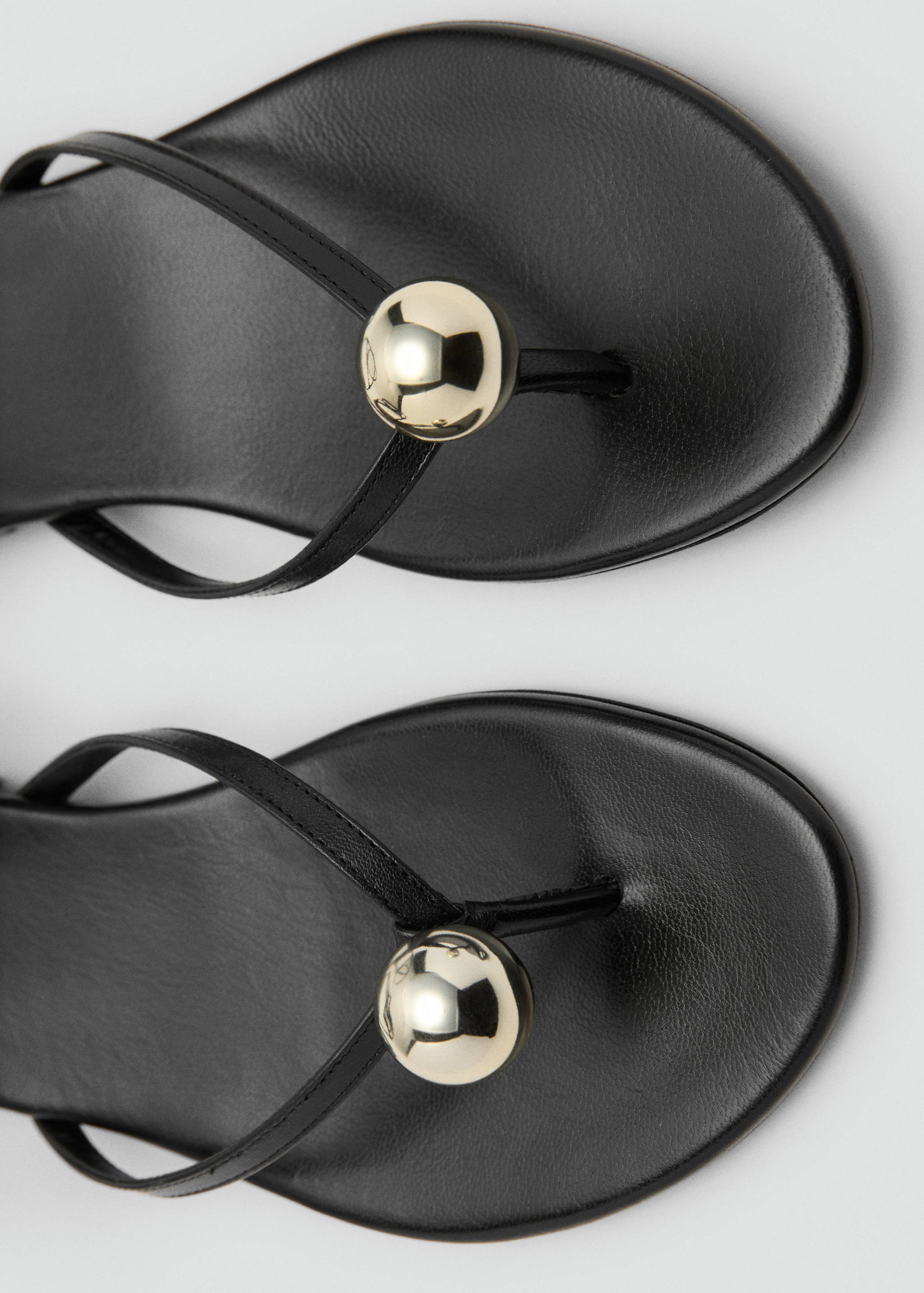 Leather strap sandals with metallic detail - Details of the article 2