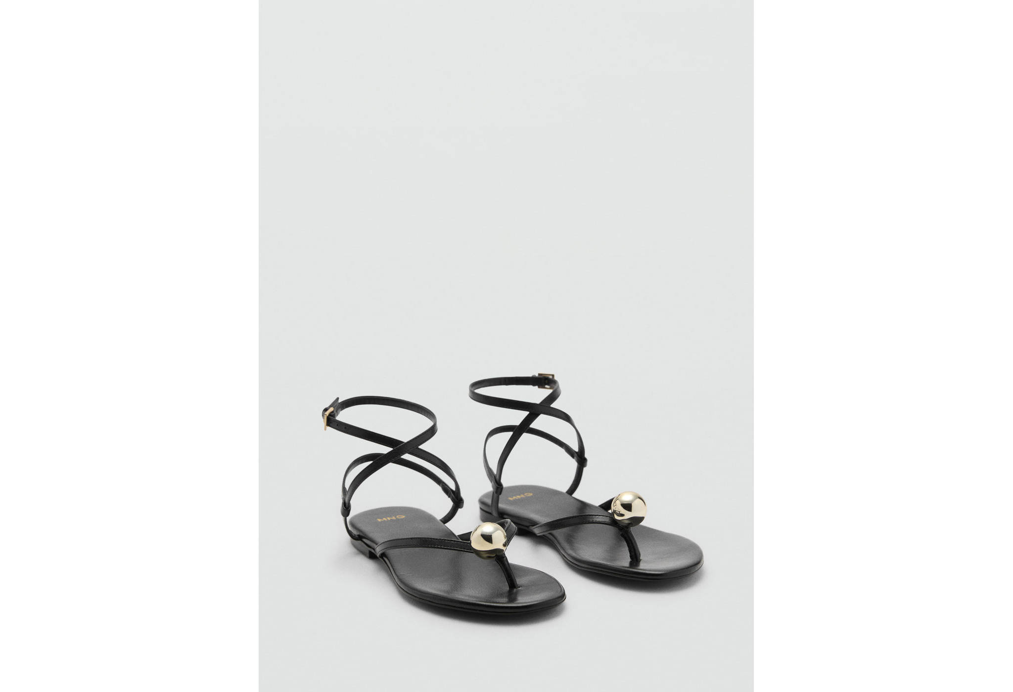 Leather strap sandals with metallic detail - Details of the article 6