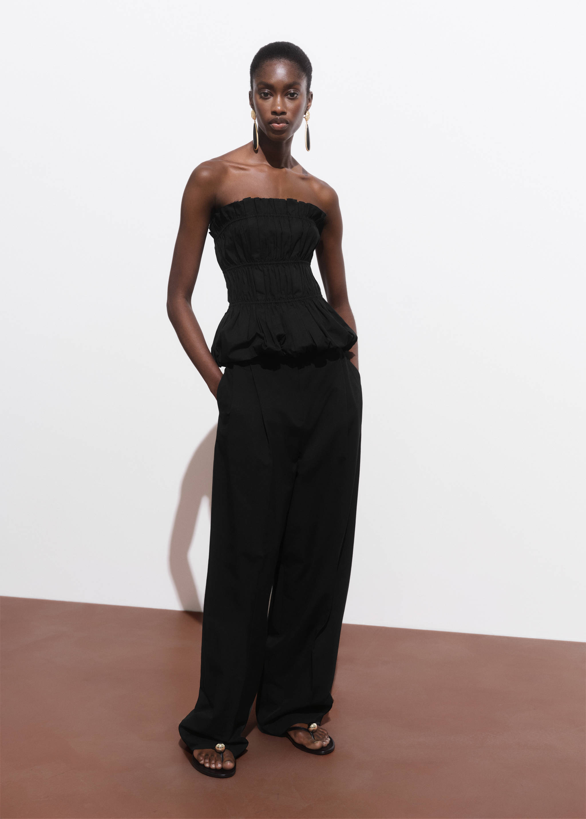 Τοπ σούρα στράπλες - Γενικό πλάνο