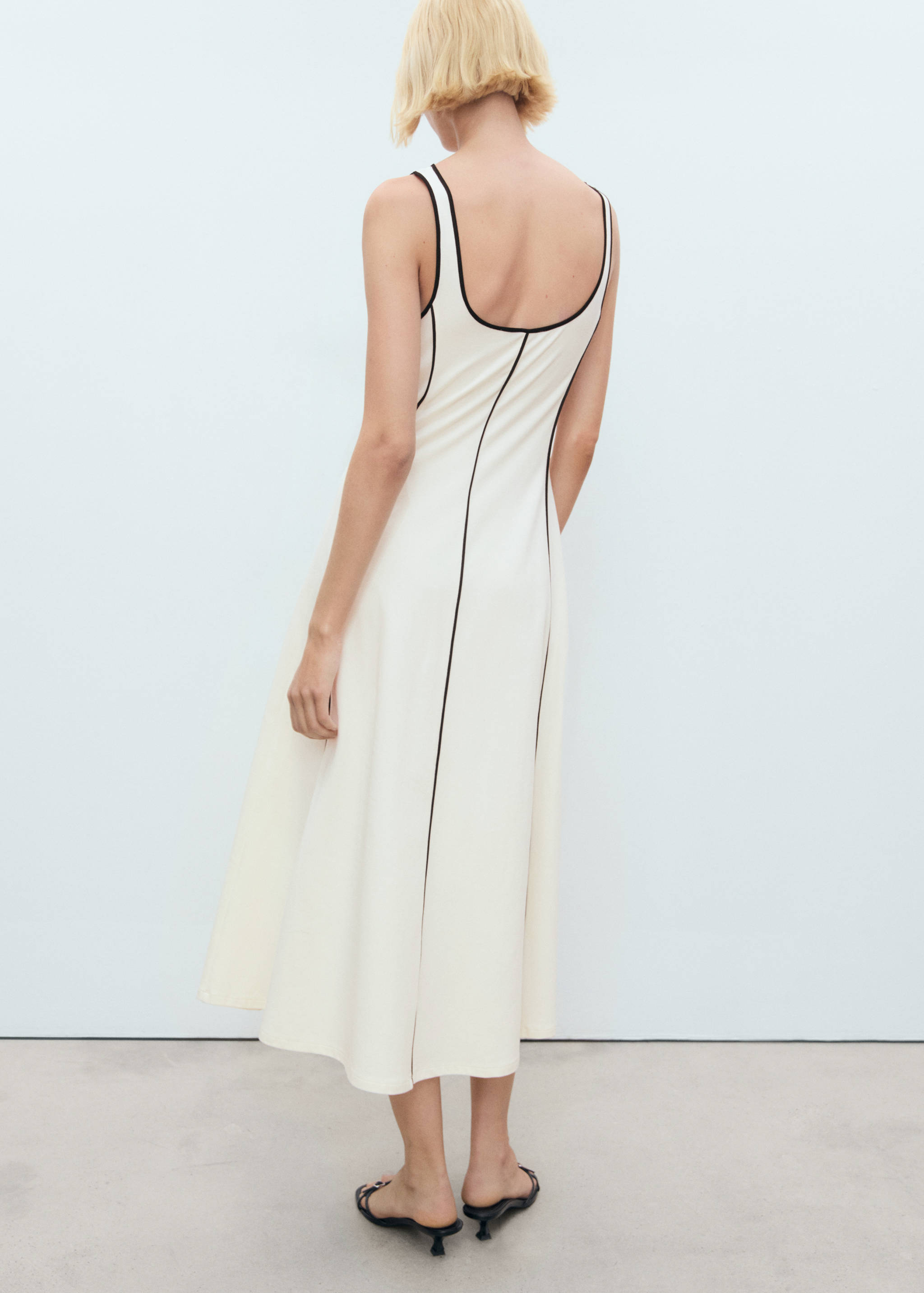 Striped cotton dress - Reverse of the article