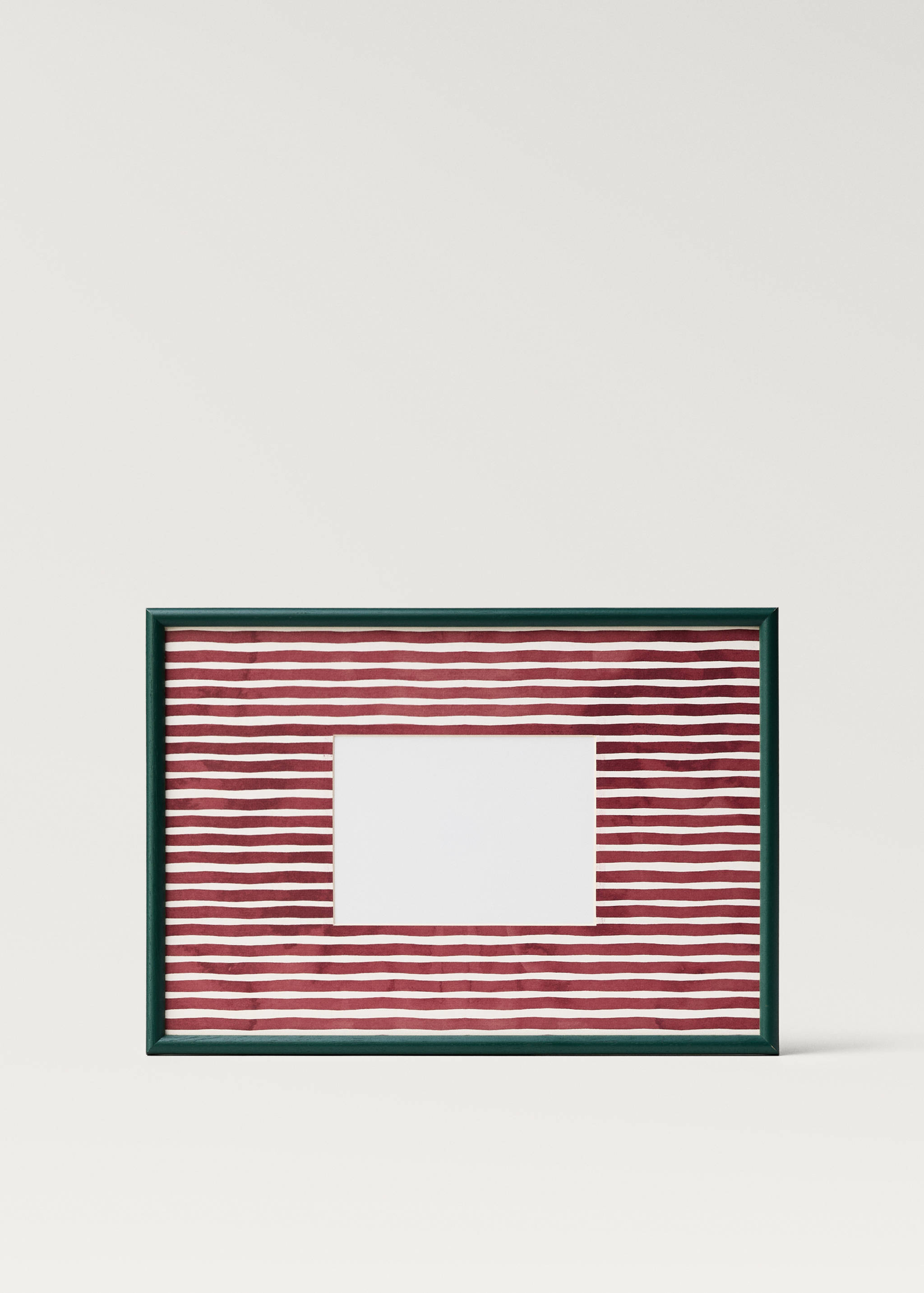 Medium wood frame with lines - Details of the article 1