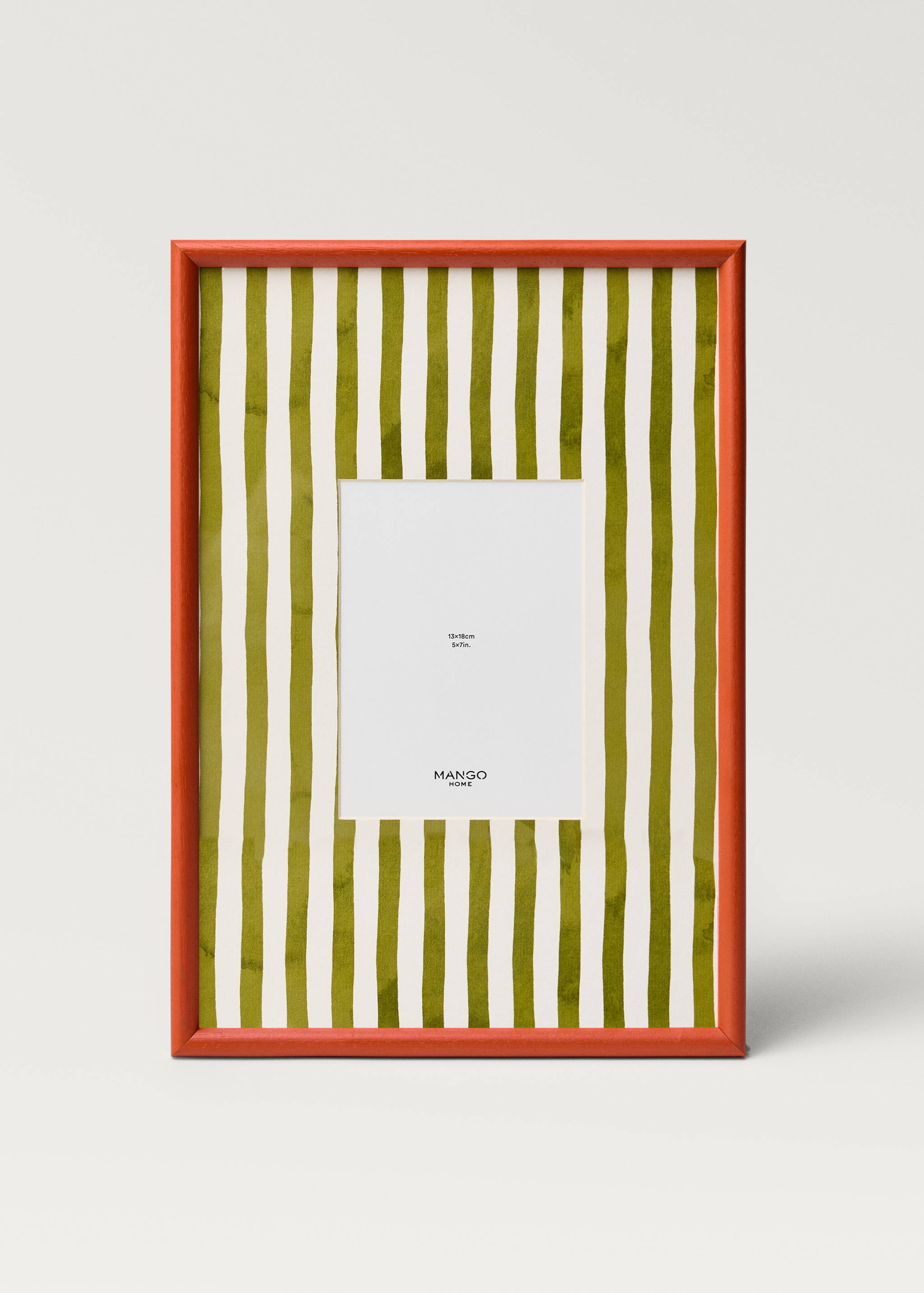 Medium wood frame with lines - Article without model