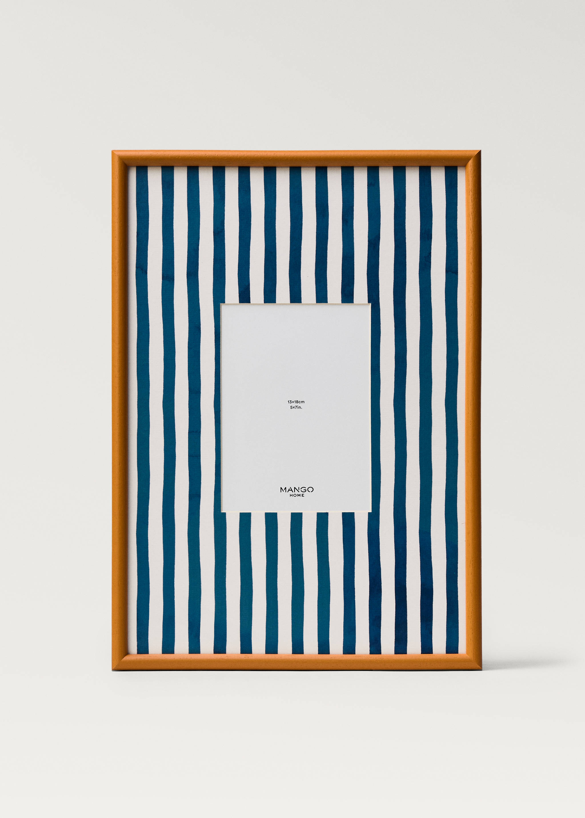 Medium wood frame with lines - Article without model