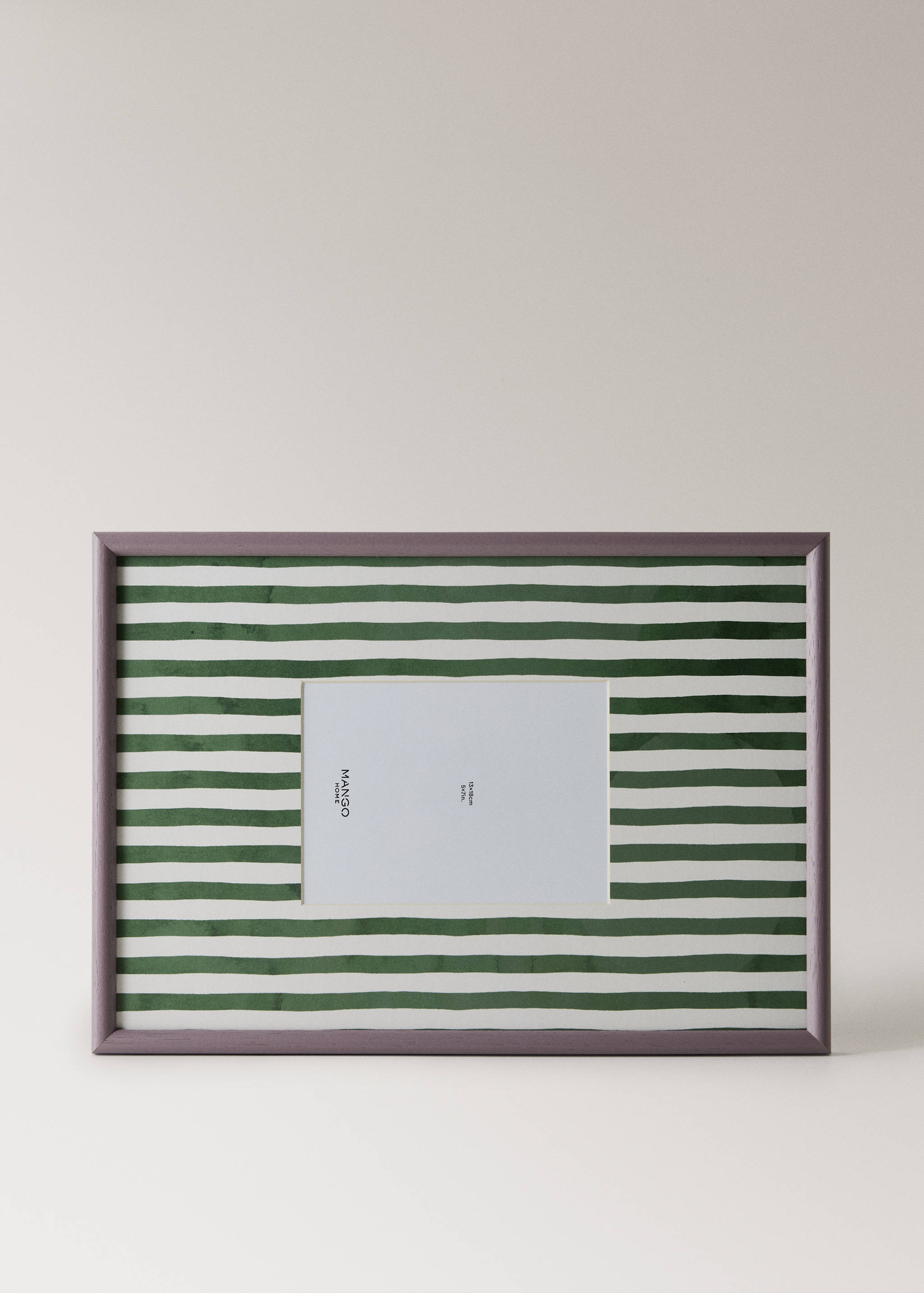 Medium wood frame with lines - Details of the article 3