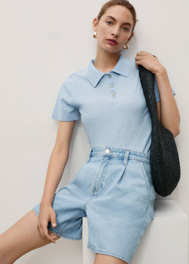 Mid-rise denim bermuda shorts with pleats — Light Blue
